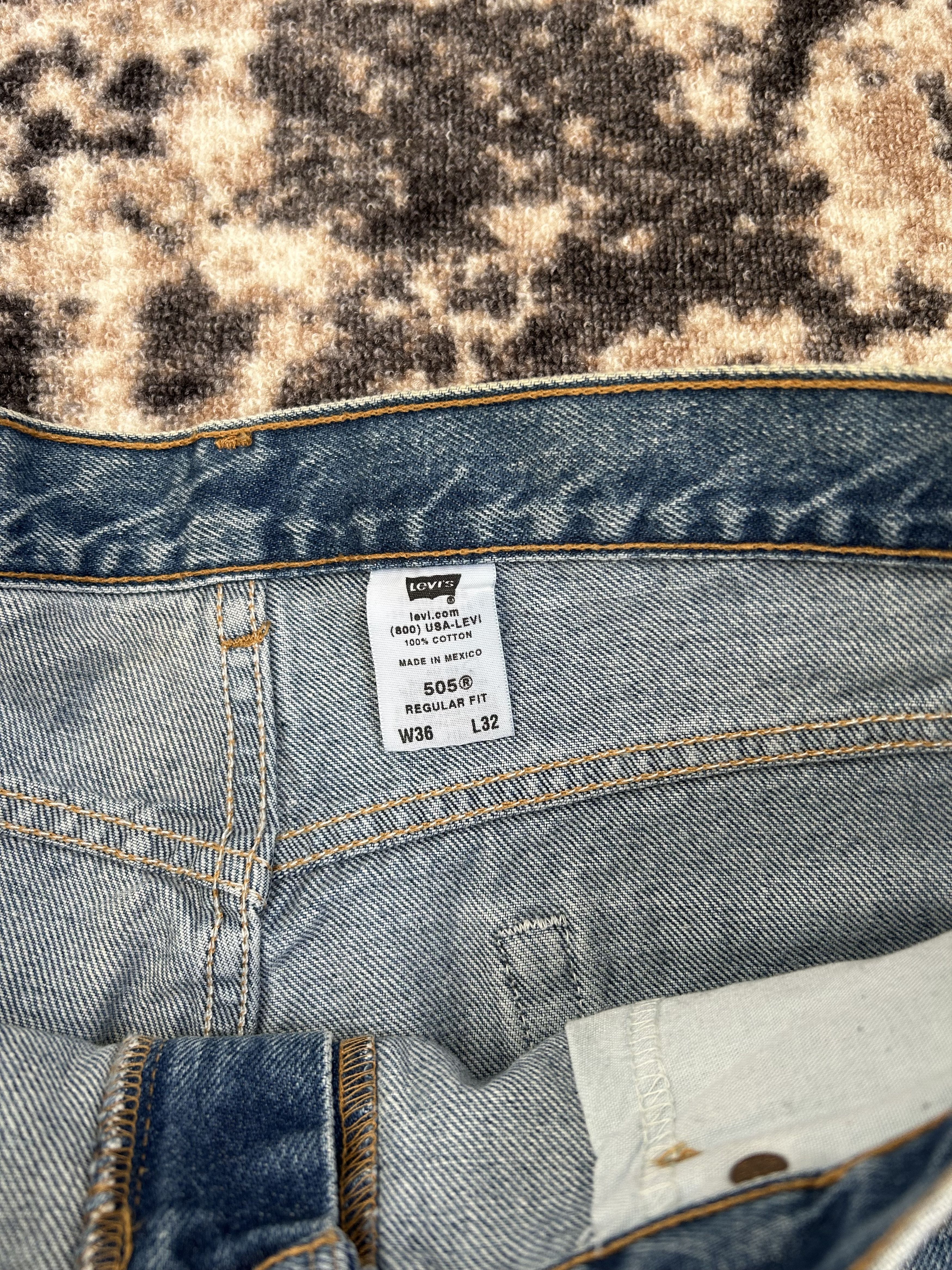 Levi's Vintage Levis 505 Denim Jeans Size W36 L32 Size US 36 / EU 52 - 14 Thumbnail