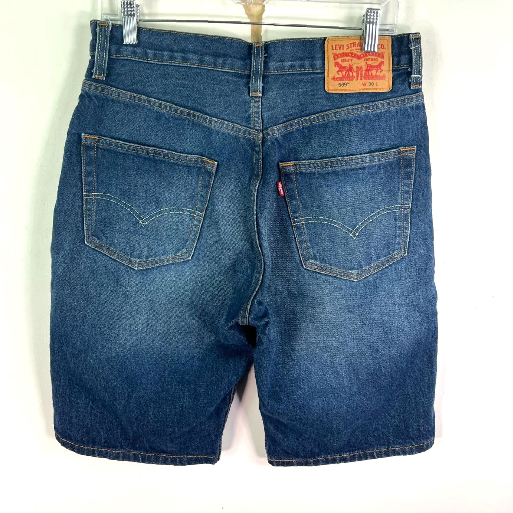 Levi's VINTAGE Levi's Denim Shorts Men's Size 30 Black Bermuda Casual 12in inseam Size US 30 / EU 46 - 4 Thumbnail