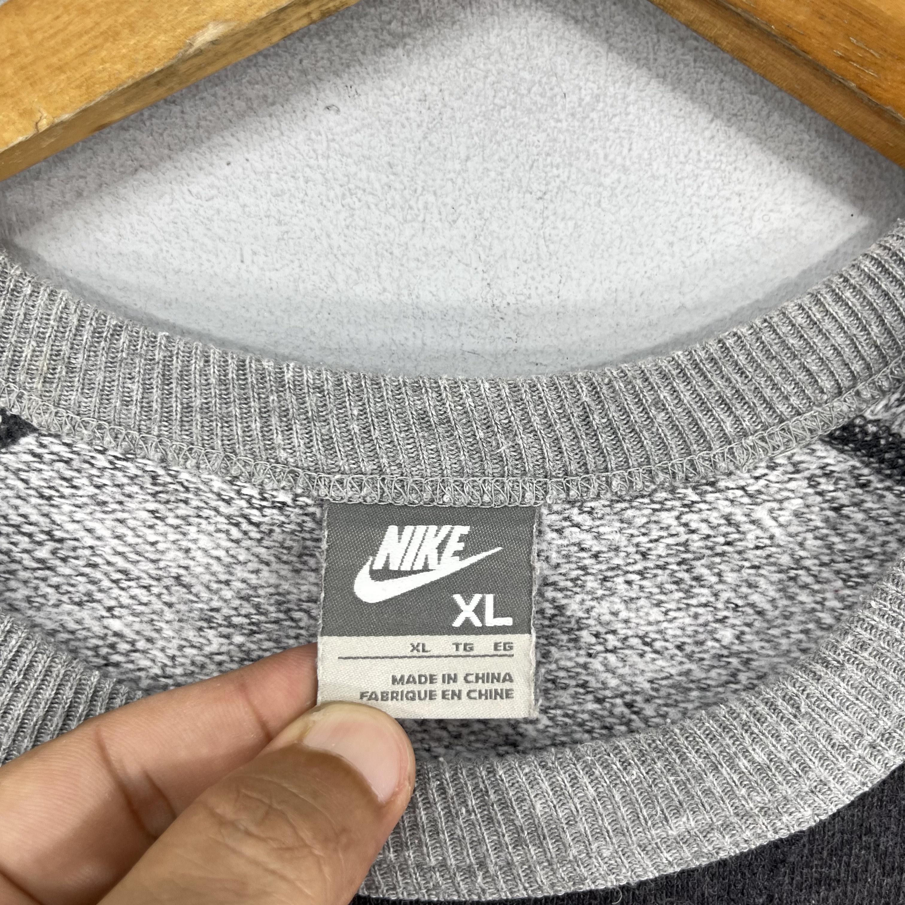 Nike × Vintage Vintage NIKE Big Swoosh Crewneck Sun Faded Sweatshirt Size US M / EU 48-50 / 2 - 4 Thumbnail