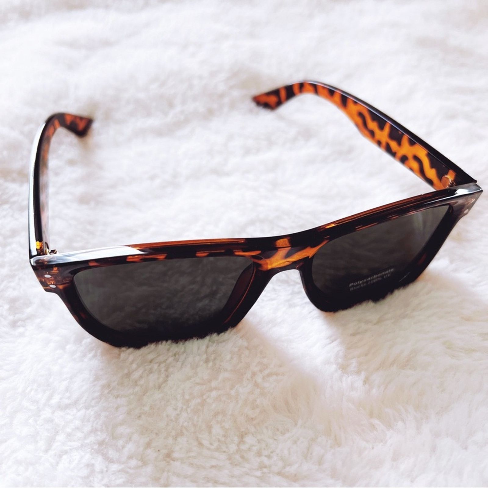 Other Simon Tortoise Brown Classic Sunglasses Size ONE SIZE - 4 Thumbnail