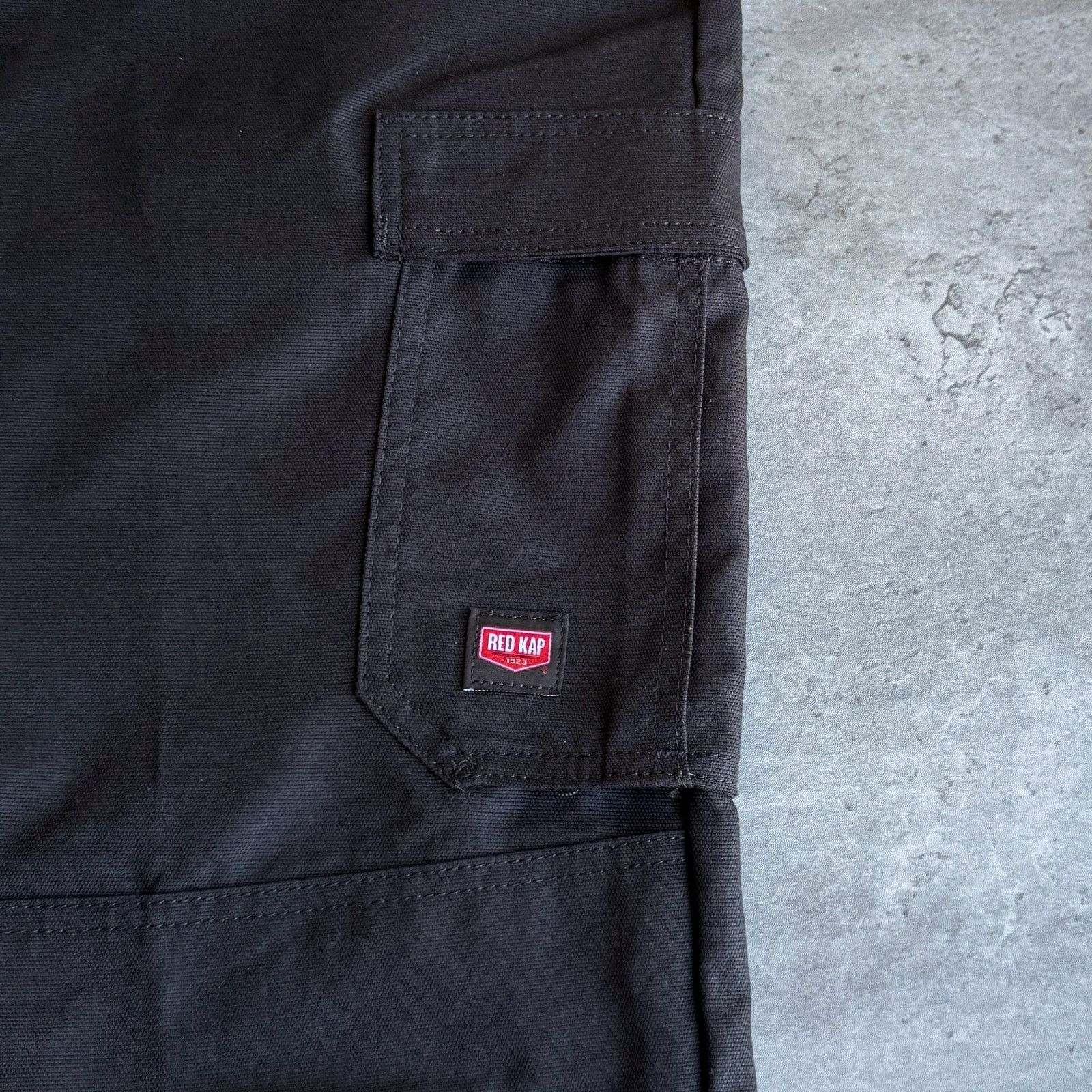 Carhartt × Vintage Vintage Y2K Baggy Carhartt Style Double Knee Cargo Pants Size US 39 - 3 Thumbnail