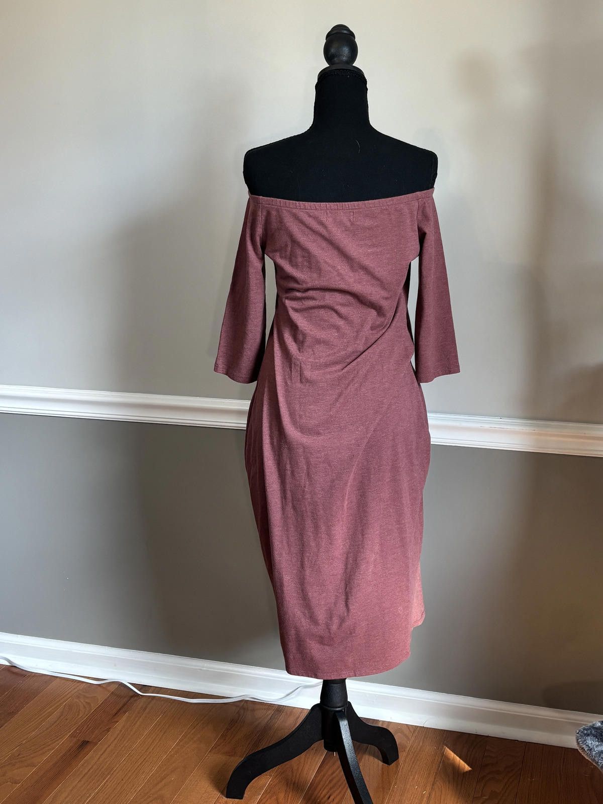 Lauren Conrad Lauren Conrad Maternity Off-Shoulder Midi Dress Medium Size M / US 6-8 / IT 42-44 - 2 Thumbnail