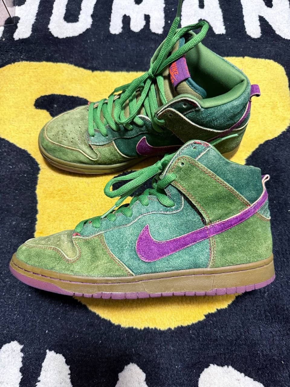 Nike Nike SB Dunk High Skunk 420 (2010) 313171-300 Size US 10 / EU 43 - 1 Thumbnail
