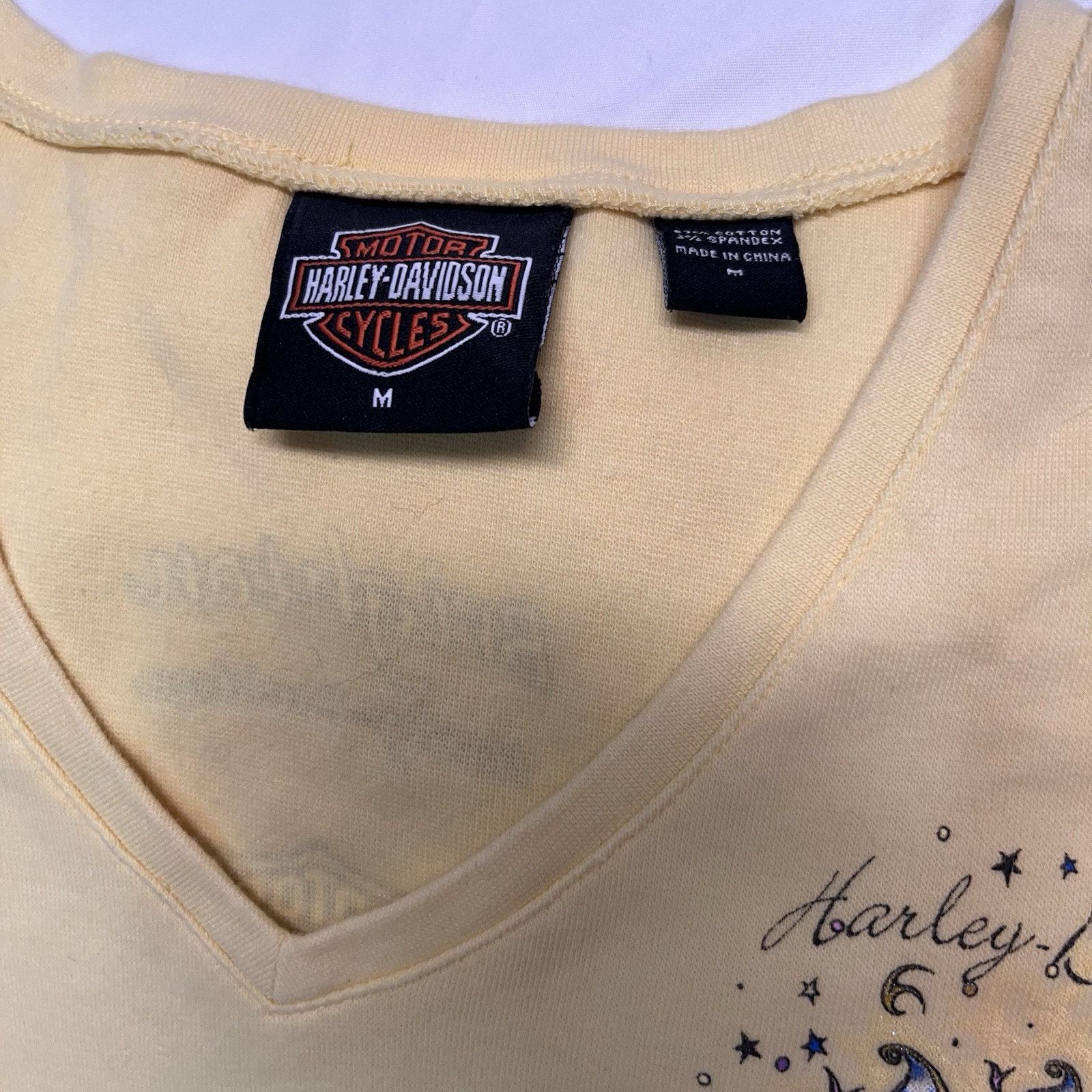Harley Davidson Vintage Yellow 3/4 Sleeve Tshirt Glitter Graphic Brighton MI Size M / US 6-8 / IT 42-44 - 3 Thumbnail