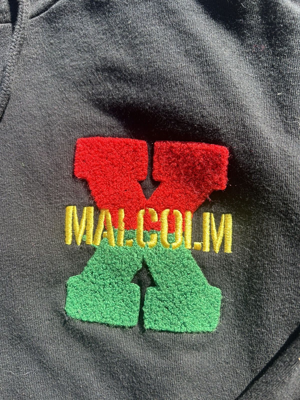 Reason × Vintage Reason Malcom X Black Red Green Gold Carpet Print Hoodie Size US XL / EU 56 / 4 - 6 Thumbnail