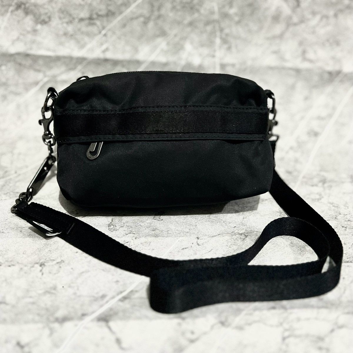 Futura × Nike NIKE FUTURA MINI SLING BAG BLACK Size ONE SIZE - 2 Thumbnail