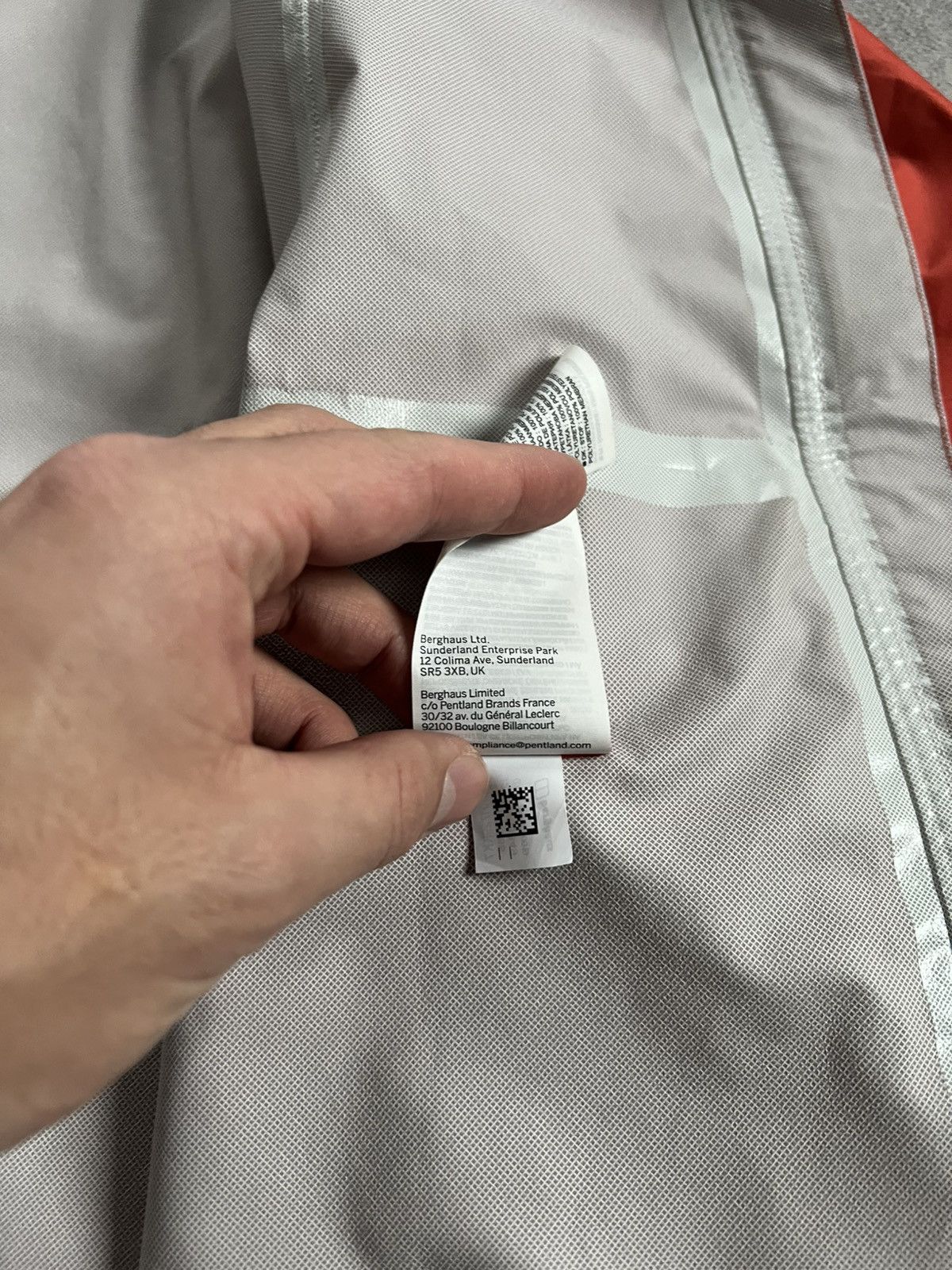 Berghaus Berghaus Hydroshell Lightweight Hooded Waterproof Jacket M Size US M / EU 48-50 / 2 - 11 Thumbnail