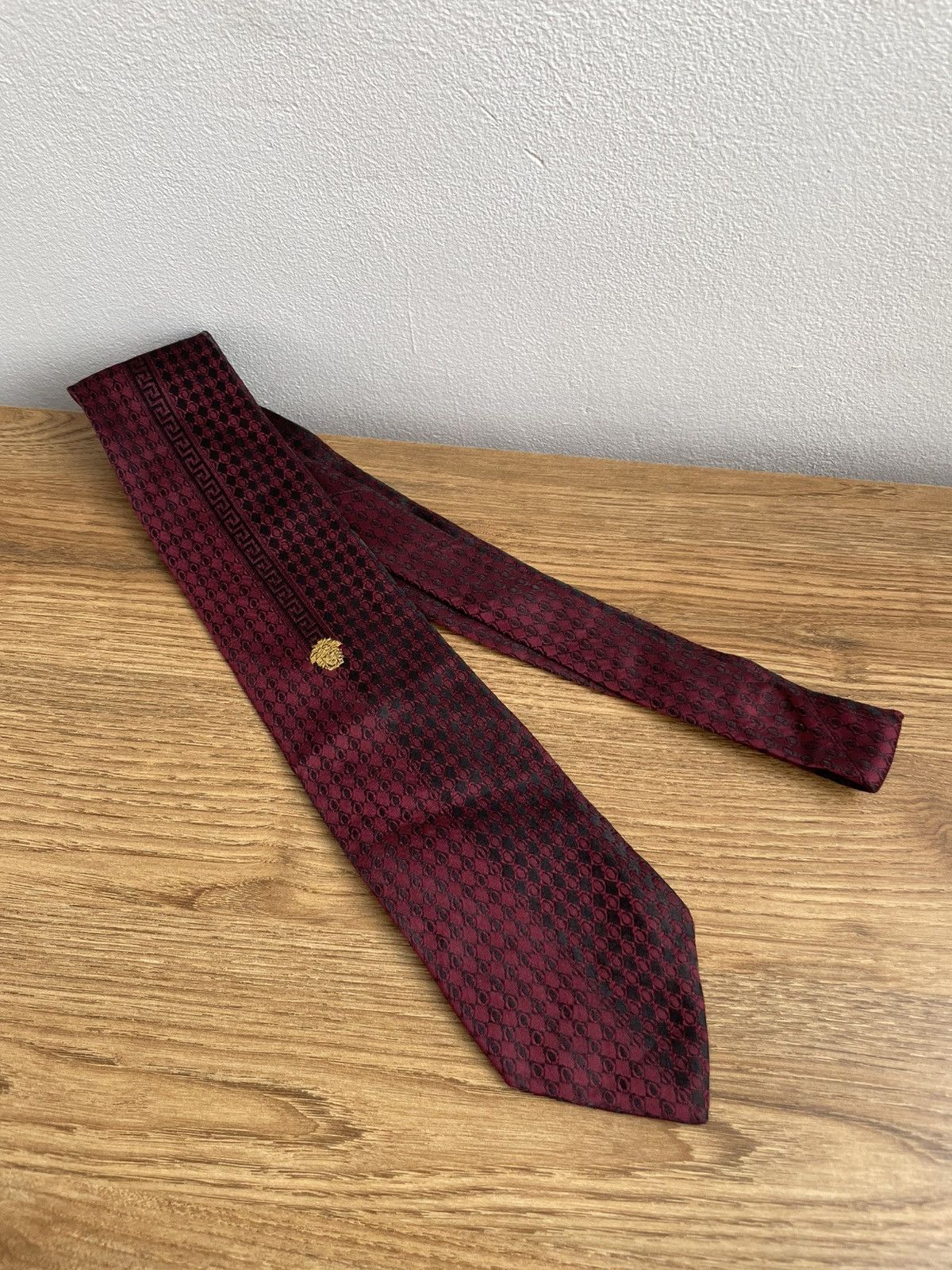 Versace Rare Gianni Versace Vintage 90s Medusa Logo 100% Silk Tie Size ONE SIZE - 12 Thumbnail