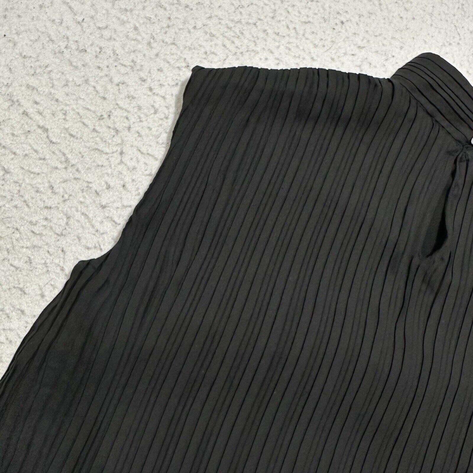 Shein Shein Medium Black Sleeveless Career Blouse Mockneck Size M / US 6-8 / IT 42-44 - 6 Thumbnail