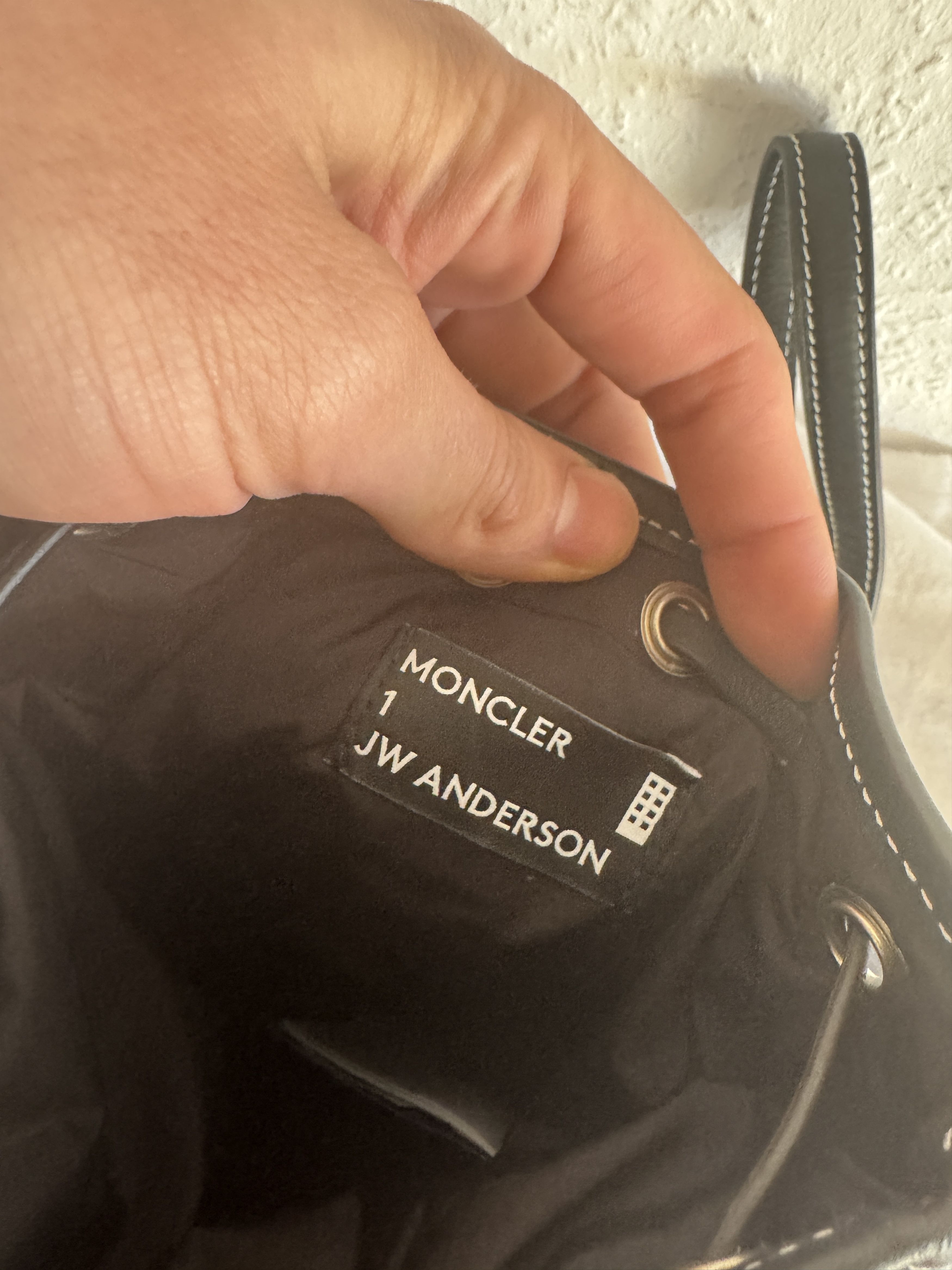 JW Anderson × Moncler Spike Critter Padded Bucket Bag Size ONE SIZE - 16 Thumbnail