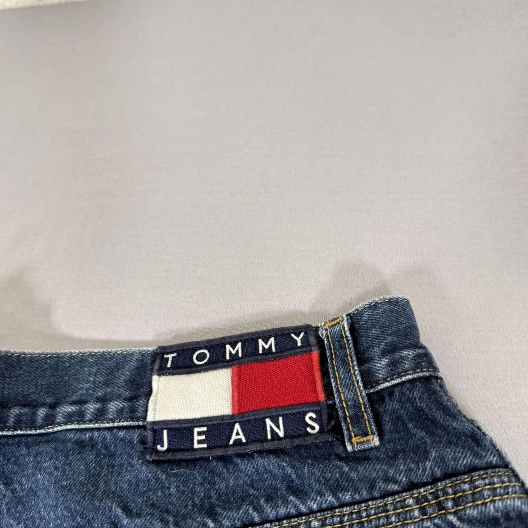 Denime VINTAGE Tommy Jeans Jeans Men 36x32 Blue Carpenter Baggy 90s Wide-Leg Distressed Denim Size US 36 / EU 52 - 5 Thumbnail