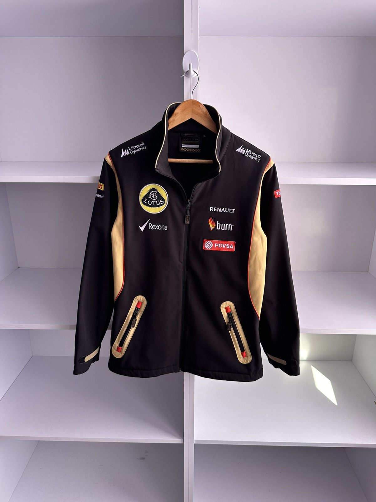 image of Vintage Renault Lotus Racing Formula Uno Team Jacket in Black, Men's (Size XL)