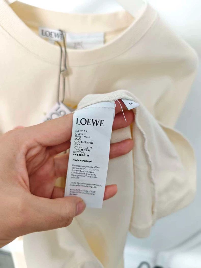 Loewe LOEWE White short-sleeved T-shirt Size M / US 6-8 / IT 42-44 - 4 Thumbnail