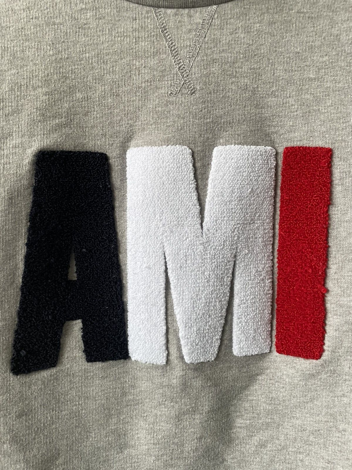 AMI AMI Alexandre Mattiussi Tricolor Bouclé Logo Sweatshirt Grey Size US L / EU 52-54 / 3 - 4 Thumbnail
