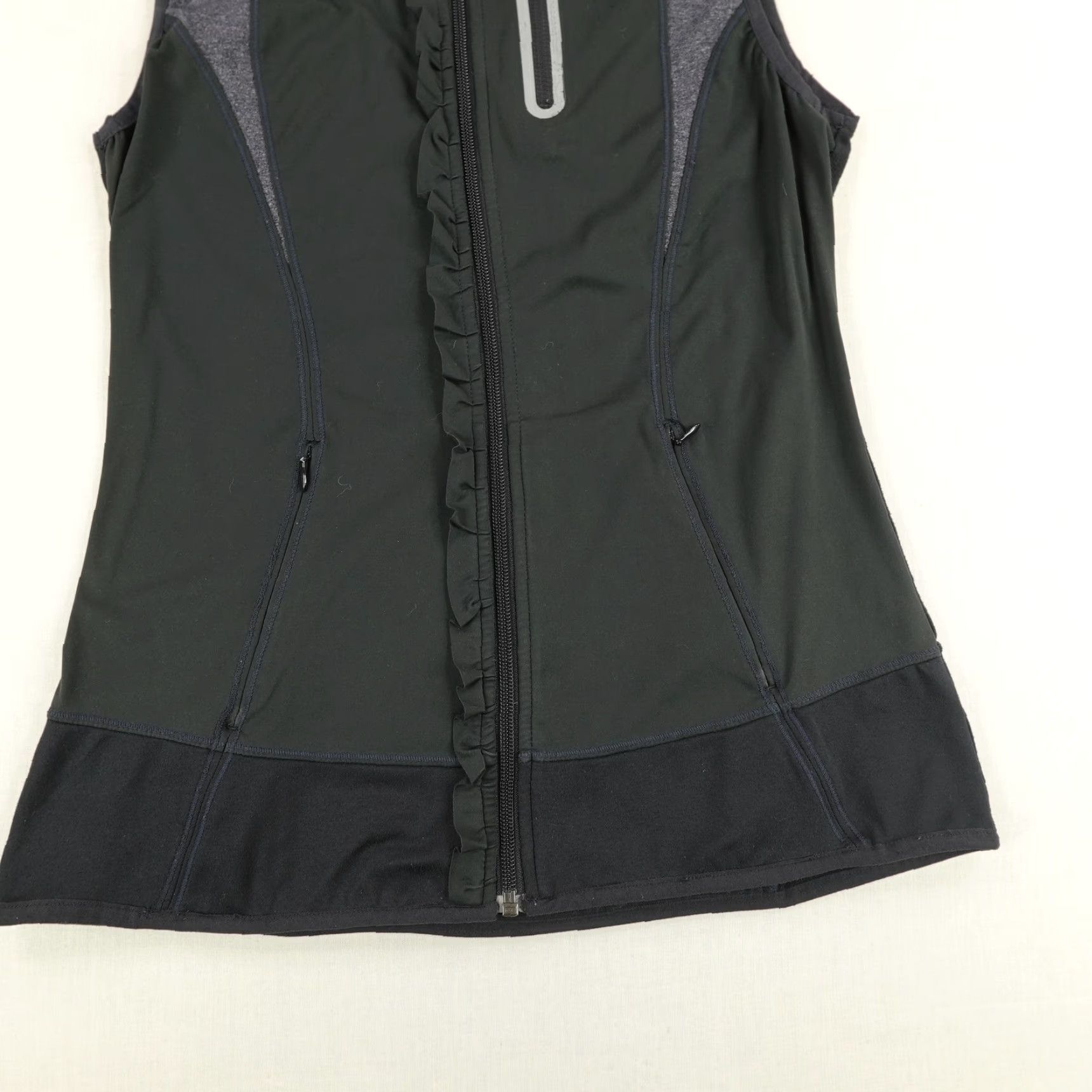 Athleta Athleta Vest Womens Small Black Gray Full Zip Sleeveless Performance Running Size S / US 4 / IT 40 - 3 Thumbnail