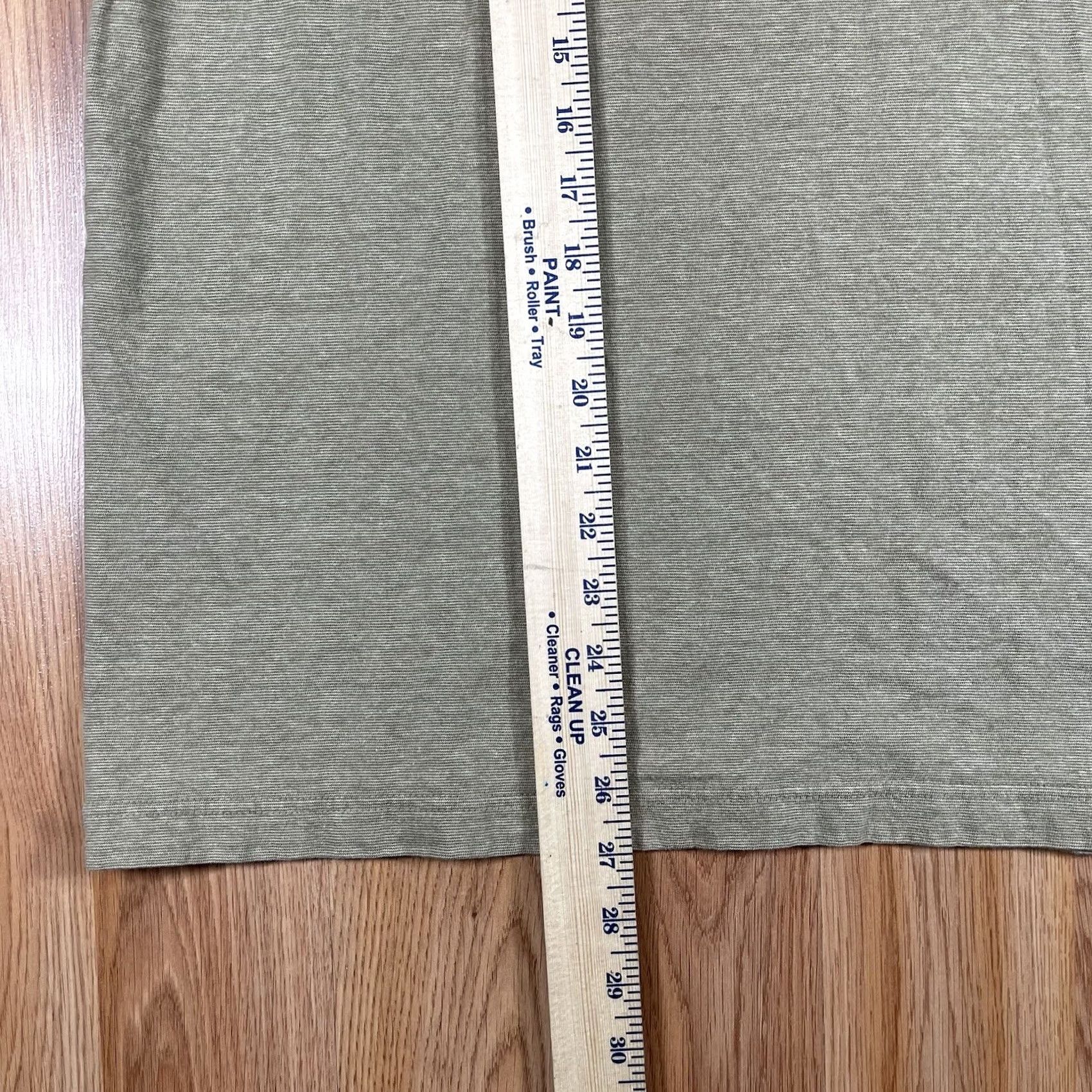 American Eagle Outfitters American Eagle Outfitters T-Shirt Mens Size L Large Beige V-Neck 100% Cotton Size US L / EU 52-54 / 3 - 4 Thumbnail