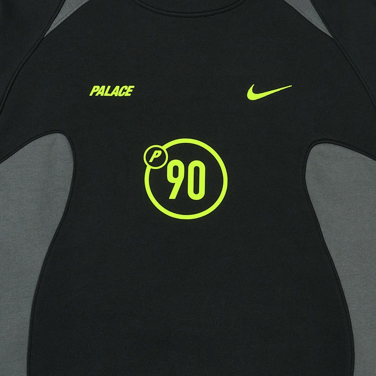 Palace Palace Nike Total P90 Crewneck Black Size US L / EU 52-54 / 3 - 3 Thumbnail