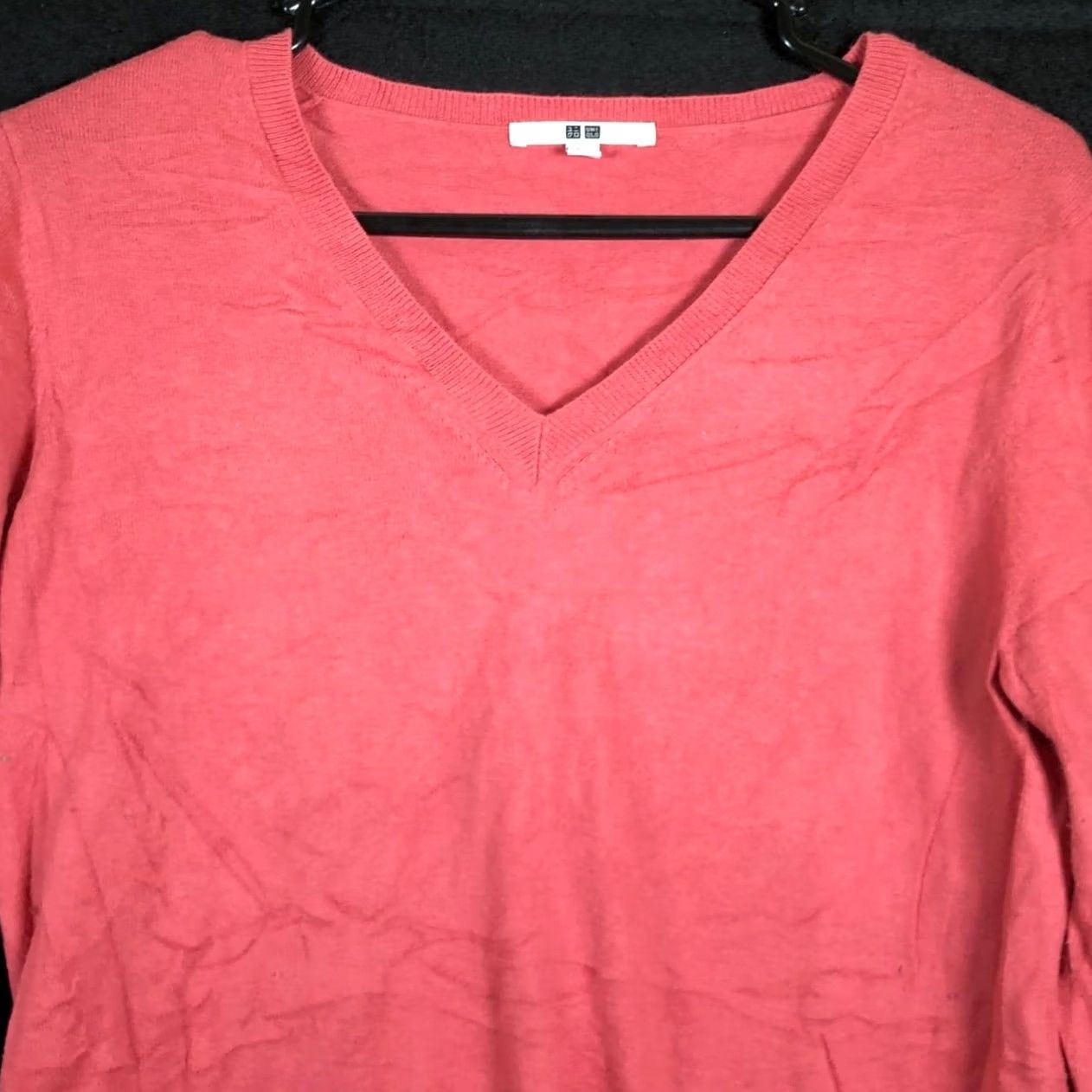 Uniqlo Uniqlo Womens Sweater Blush V Neck Long Sleeve Cashmere Blend Medium Size M / US 6-8 / IT 42-44 - 2 Thumbnail