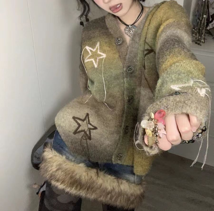 Vintage star fringed knitted sweater