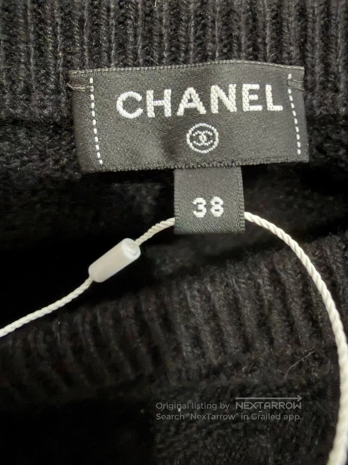 Chanel Chanel 23B Chain Cold-Shoulder Black Sweater. Size US S / EU 44-46 / 1 - 4 Thumbnail