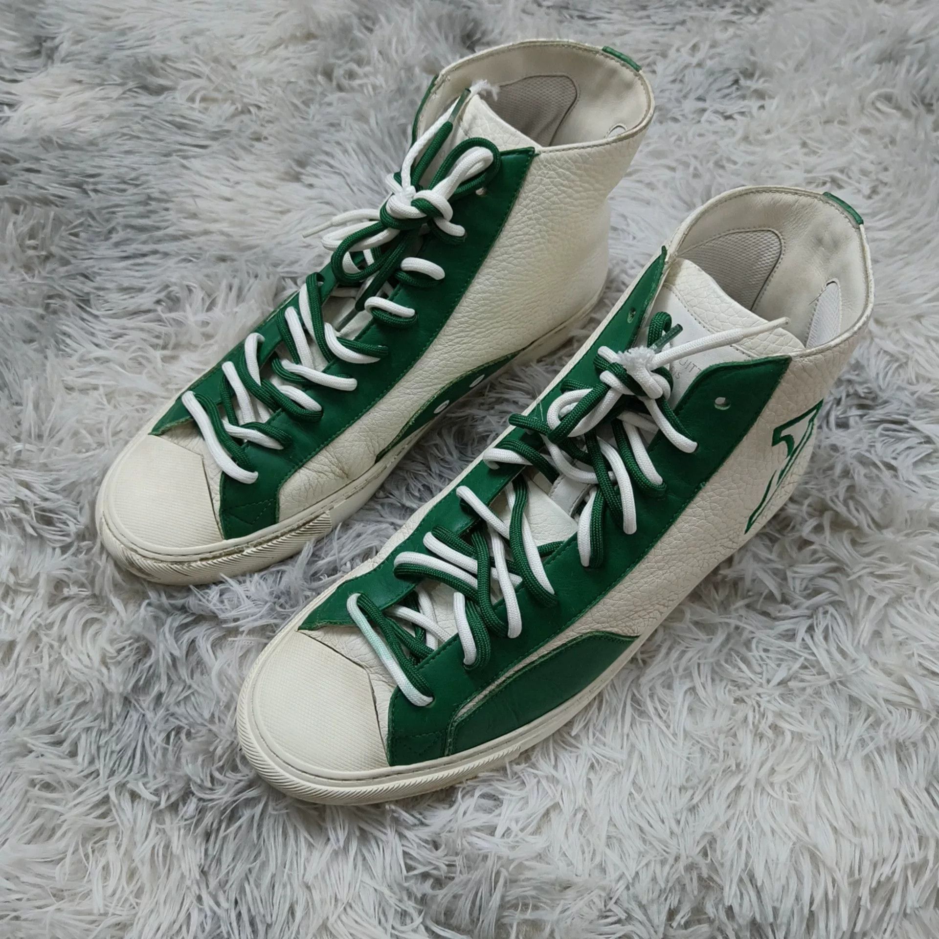 Louis Vuitton Louis Vuitton Green Shoes Low Top Size US 10 / EU 43 - 1 Thumbnail