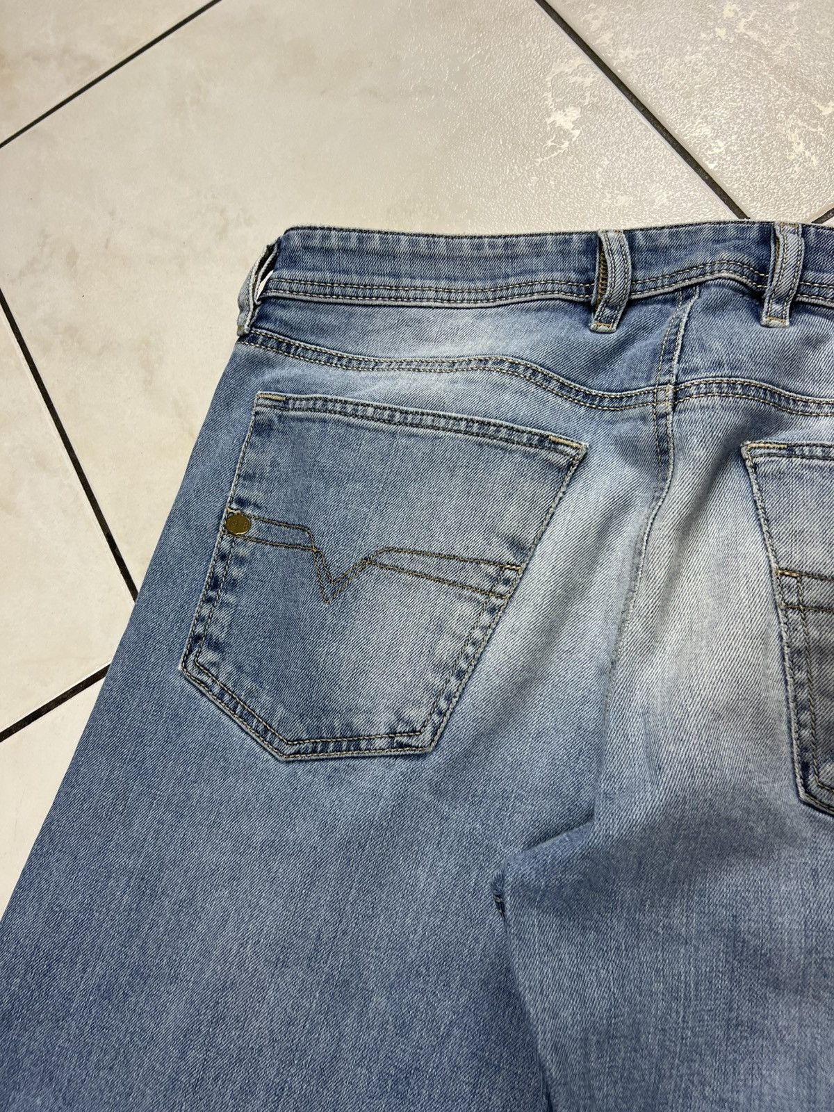 Diesel Vintage Diesel Waykee y2k distressed denim washed jeans pant Size US 34 / EU 50 - 15 Thumbnail