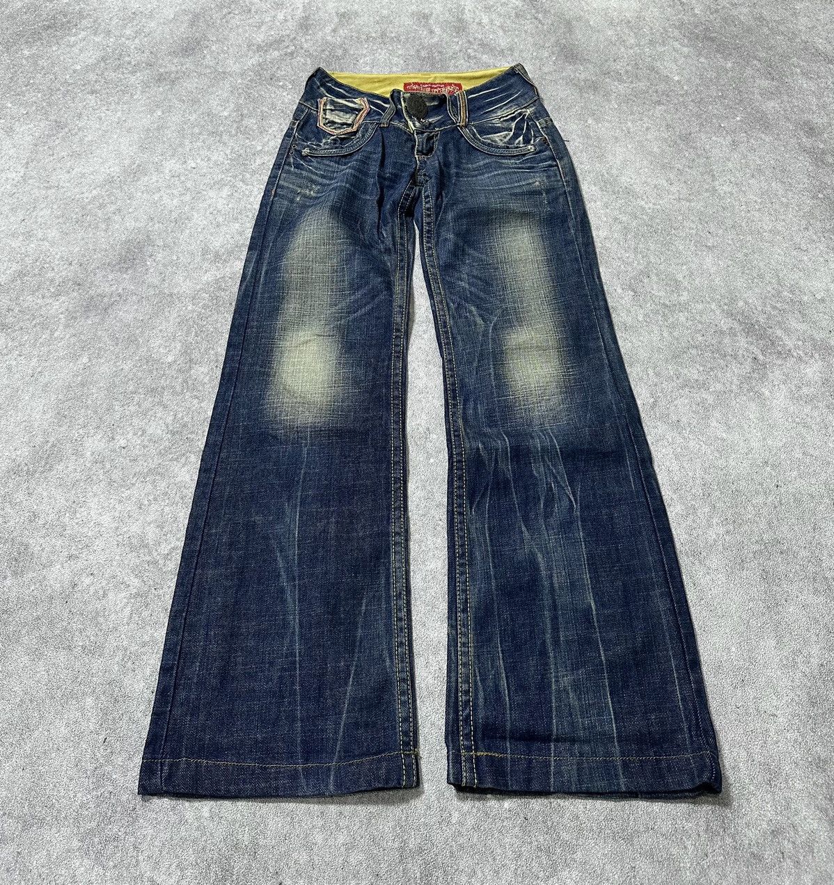 Tornado Mart Vintage Y2K Red Papper flare jeans Size 28" / US 6 / IT 42 - 1 Thumbnail