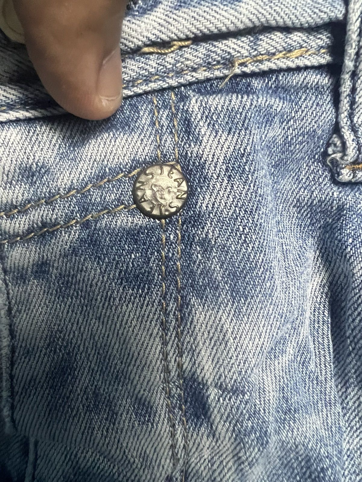 Desigual Desigual Men's Distressed Denim Jeans (47) Size US 38 / EU 54 - 9 Thumbnail