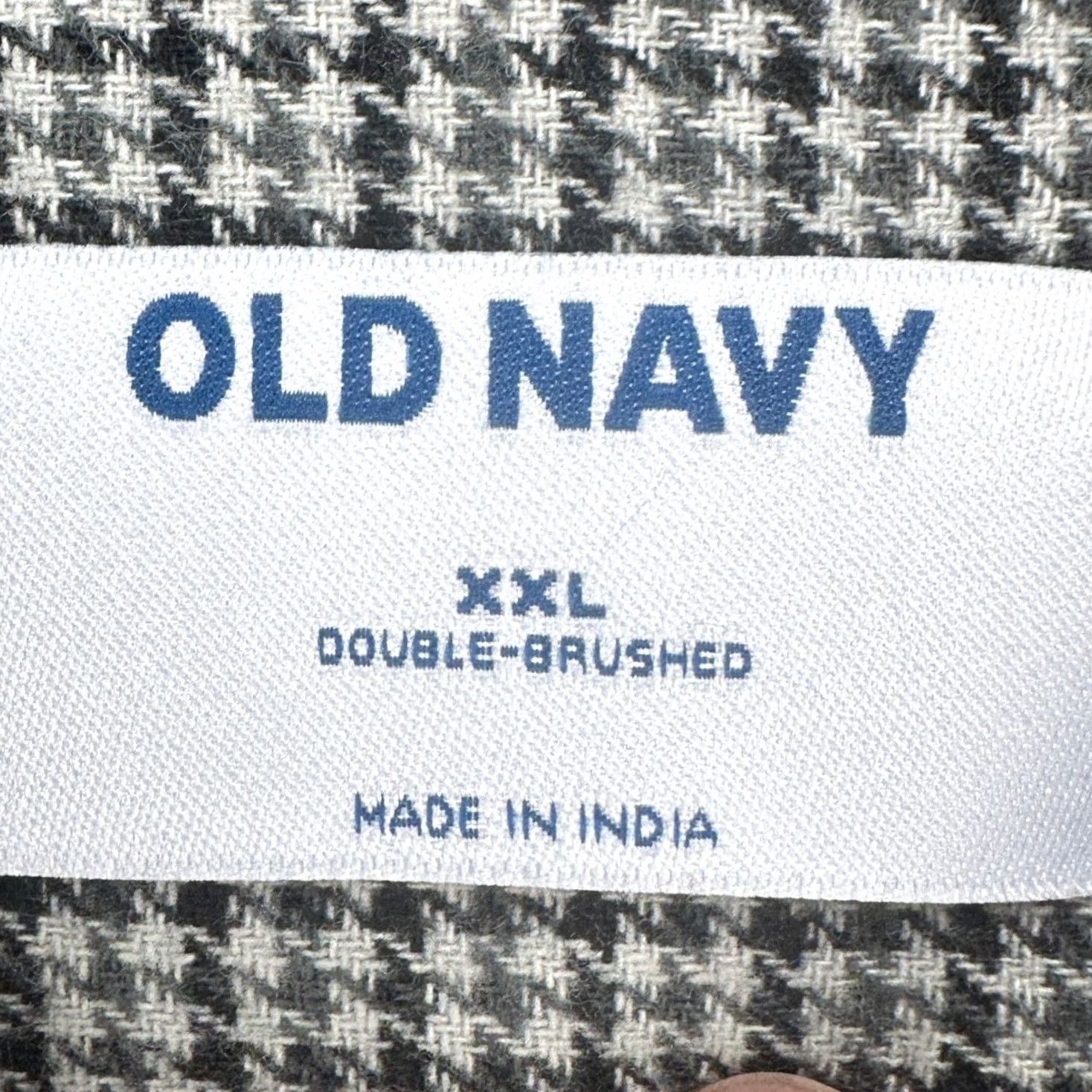 Old Navy Old Navy Mens Flannel Shirt 2XL Grey Black Houndstooth Button Up Pocket NEW Size US XXL / EU 58 / 5 - 4 Thumbnail