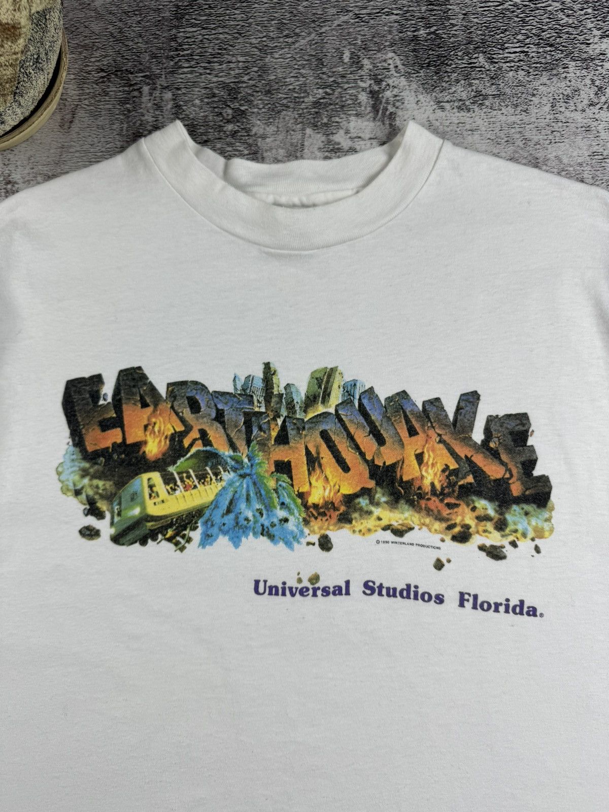 Universal Studios Vintage 80S 90S Earthquake 1990 Winterland Hanes T Shirt Tee Size US XL / EU 56 / 4 - 9 Thumbnail