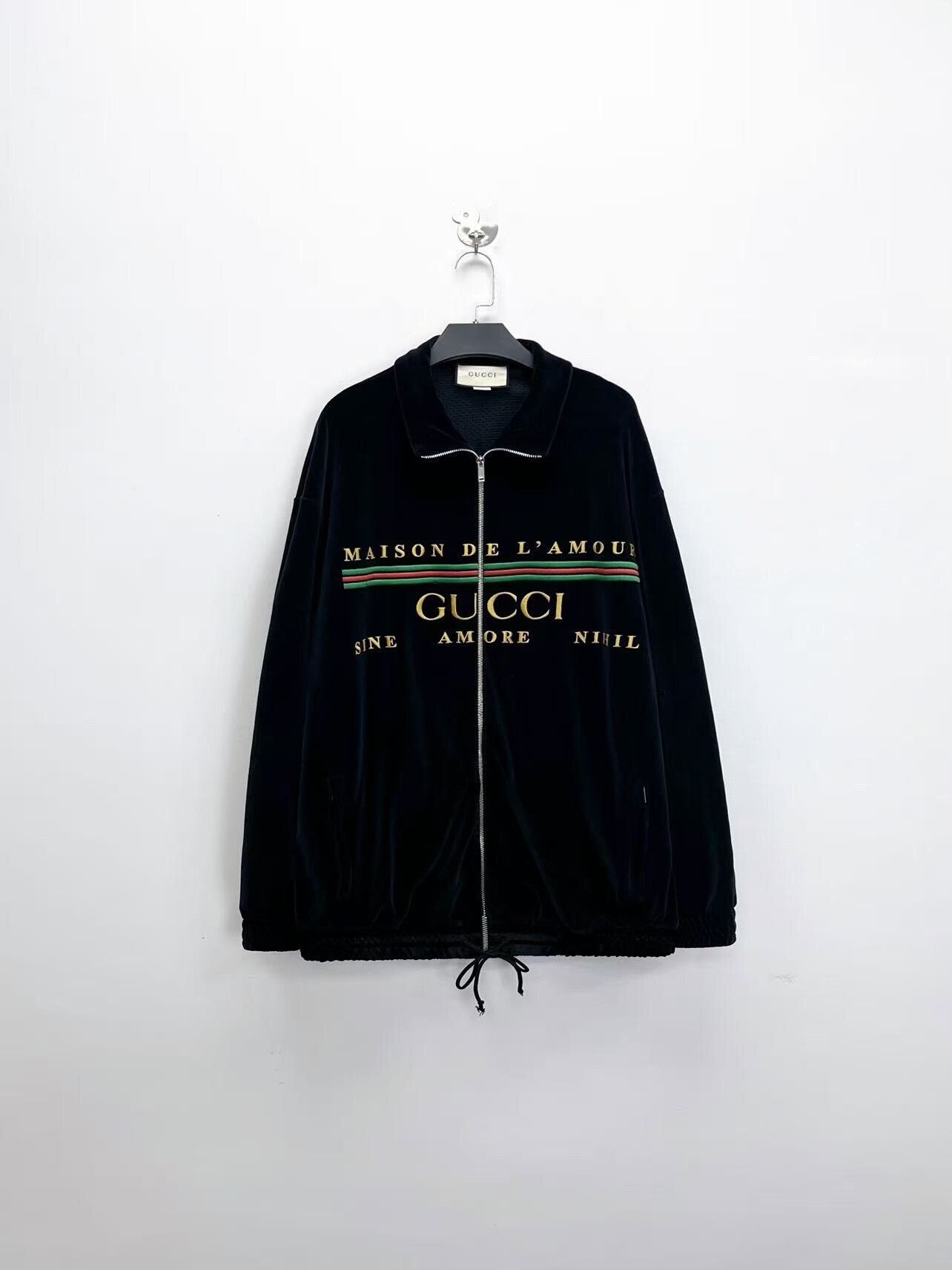 Gucci gucci black velvet zip-up jacket with stripes Size US XXL / EU 58 / 5 - 1 Thumbnail
