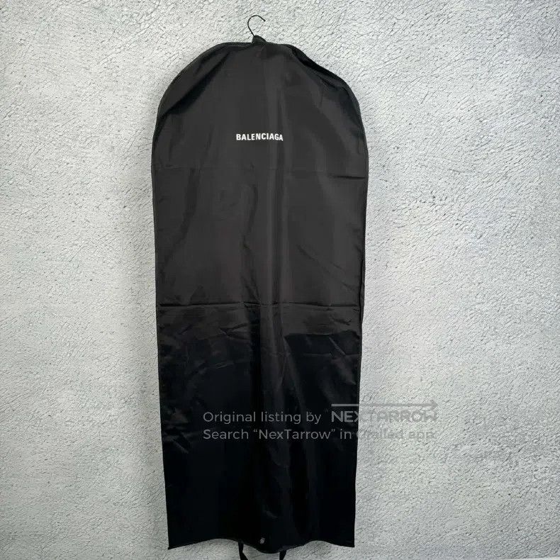 Balenciaga Balenciaga Beige letter all-printed logo high-neck zip-up Size 4XL / US 24-26 - 4 Thumbnail