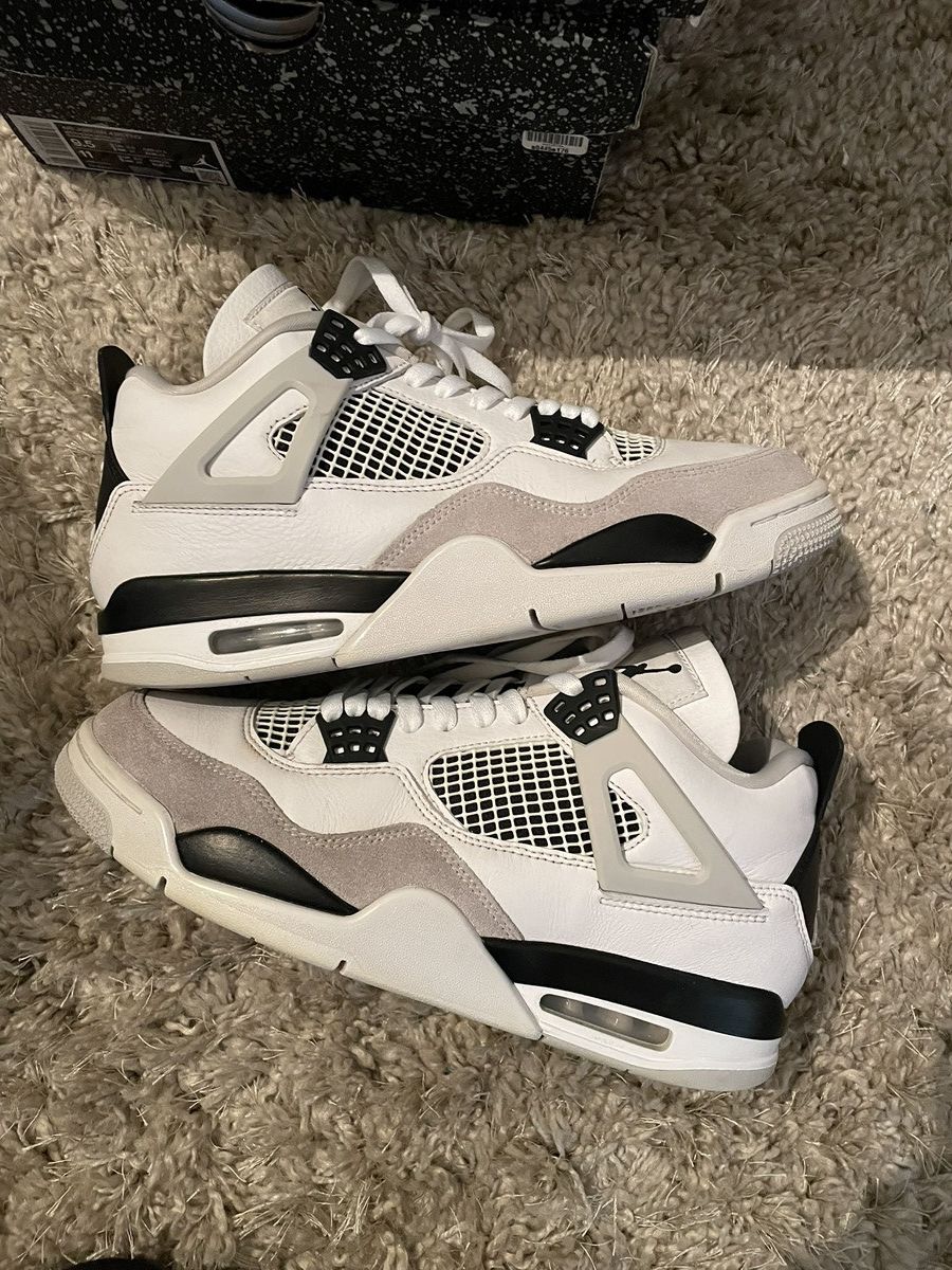 Jordan Brand JORDAN 4 MILITARY BLACK SZ 10 Size US 10 / EU 43 - 3 Thumbnail