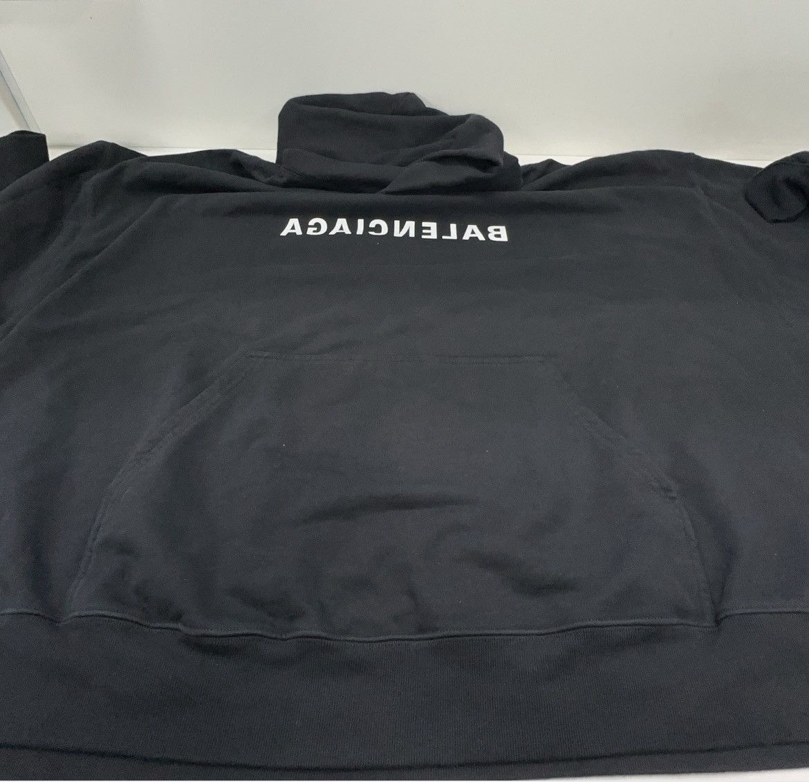 Balenciaga Balenciaga Black Mirror Balenciaga Oversized Hoodie Size US S / EU 44-46 / 1 - 10 Thumbnail