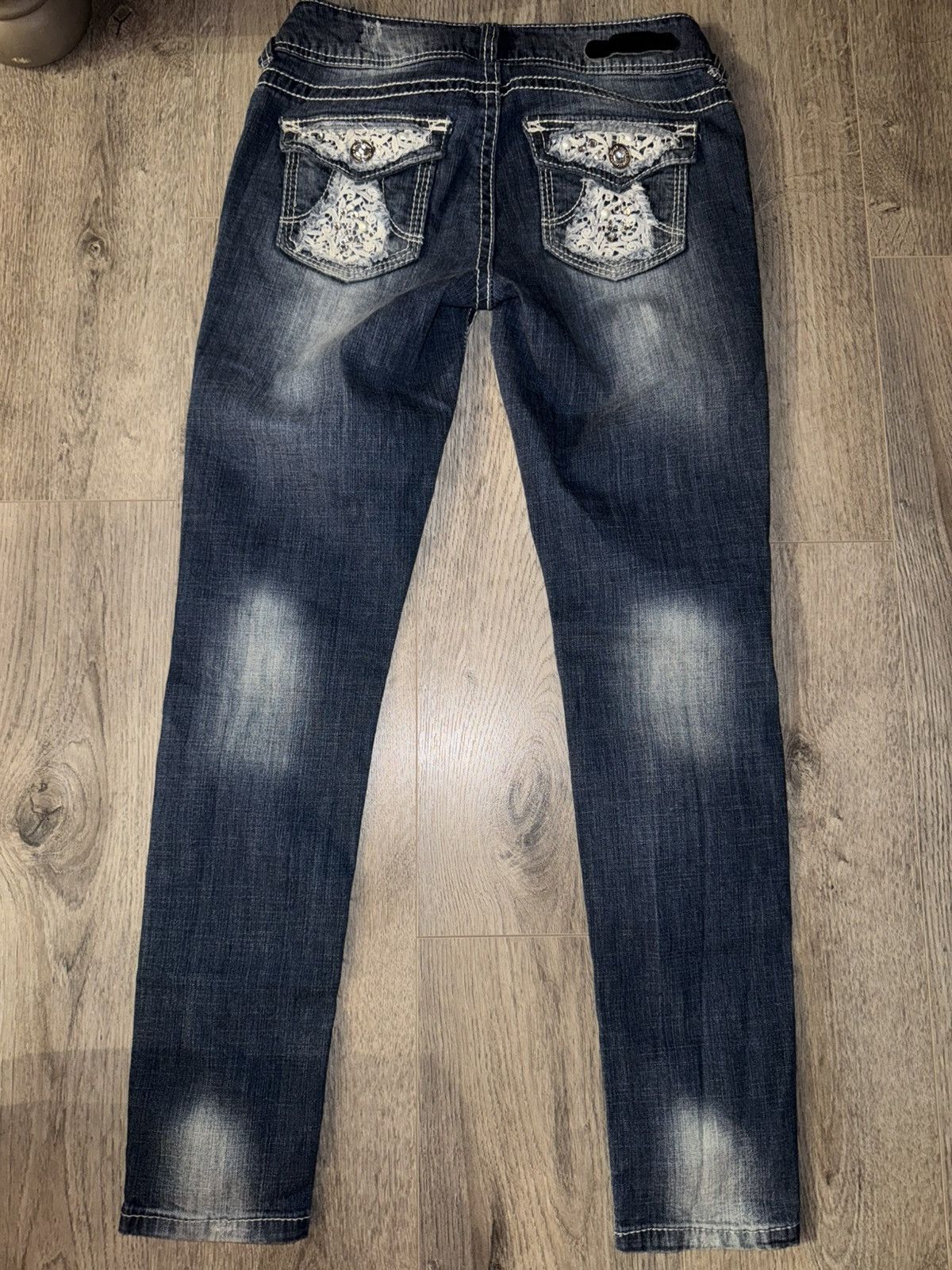 Other WALLFLOWER Early 2000’s Y2K Low-waisted, straight blue jeans Size 26" / US 2 / IT 38 - 12 Thumbnail