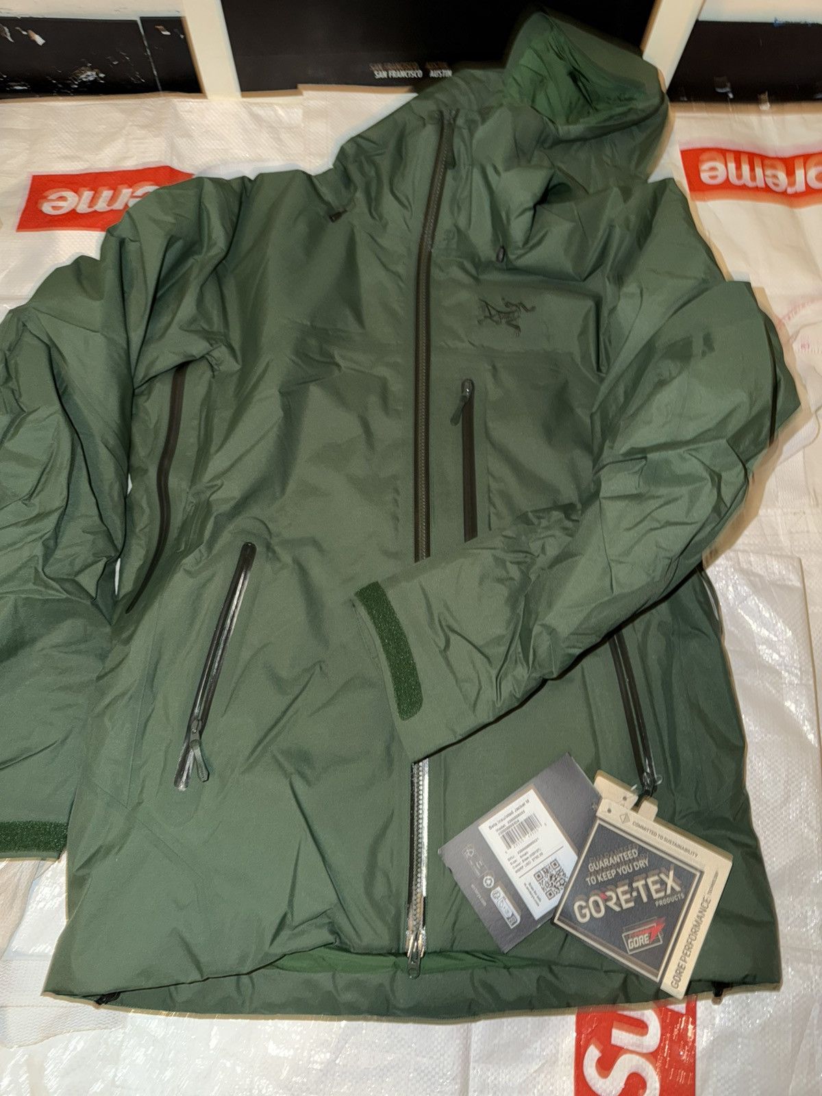 Arc'teryx Arc’teryx Beta Insulated Jacket Eden Size US S / EU 44-46 / 1 - 19 Thumbnail