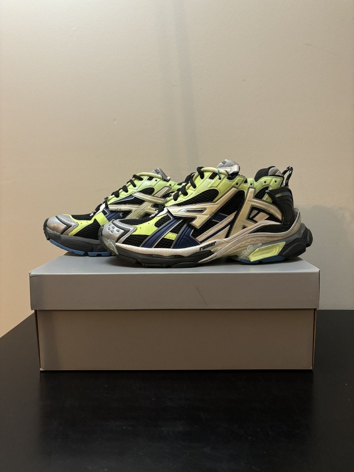 Balenciaga Balenciaga Runner Green Blue Black Grey Size US 13 / EU 46 - 1 Thumbnail
