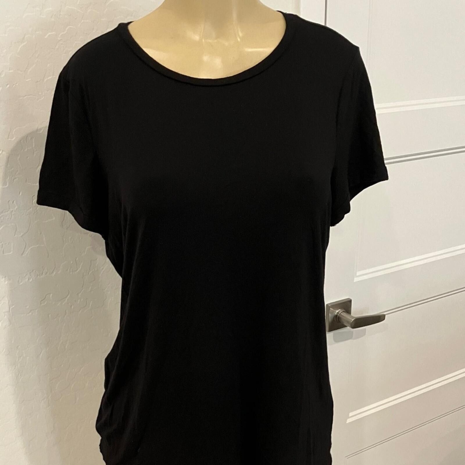 Other Ellen Tracy Classic Black Short Sleeve Tee Size L / US 10 / IT 46 - 1 Thumbnail