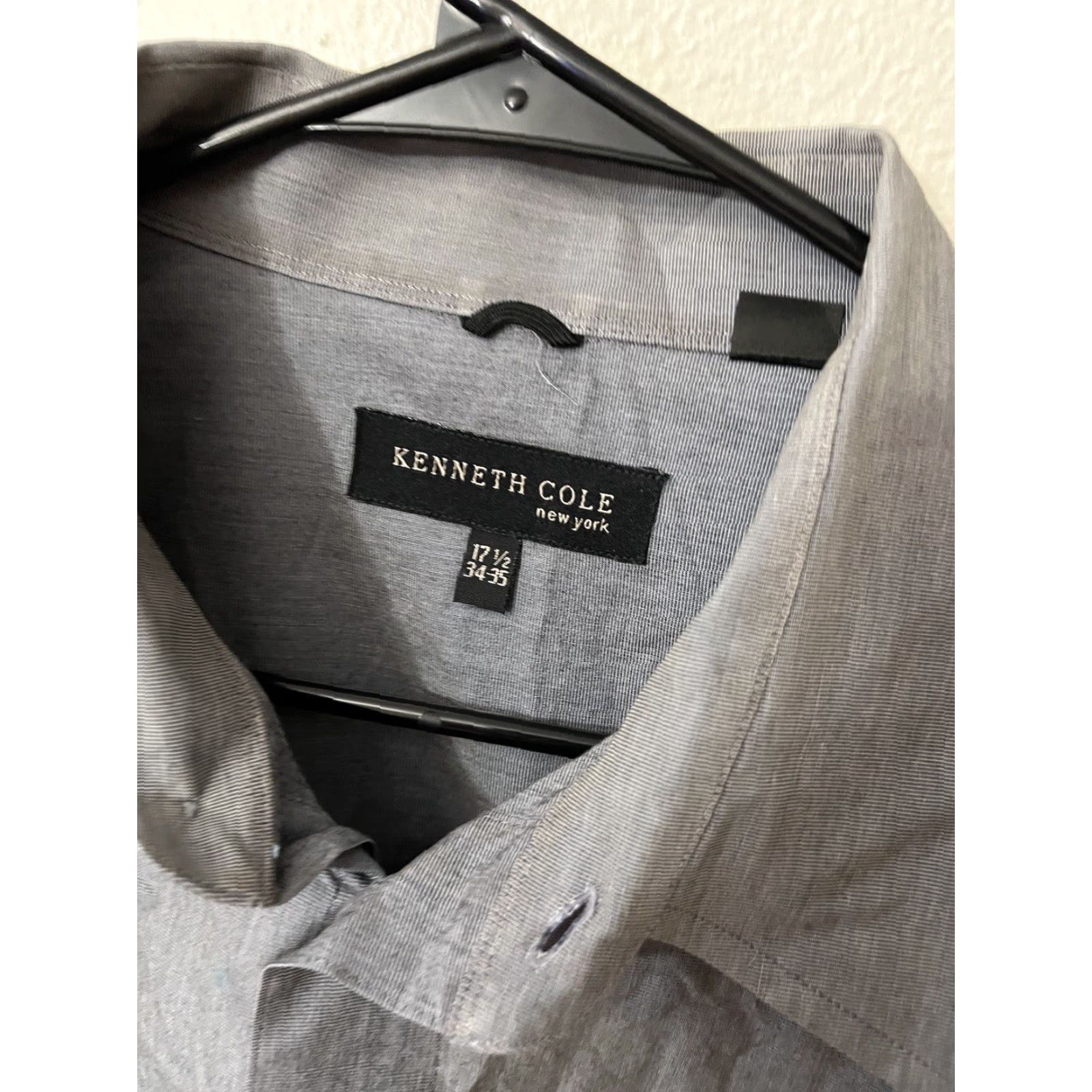 Kenneth Cole Kenneth Cole Button-Down Shirt Men 17.5 Gray Solid Wrinkle Free Modern Fit Casual Business Size US XL / EU 56 / 4 - 3 Thumbnail