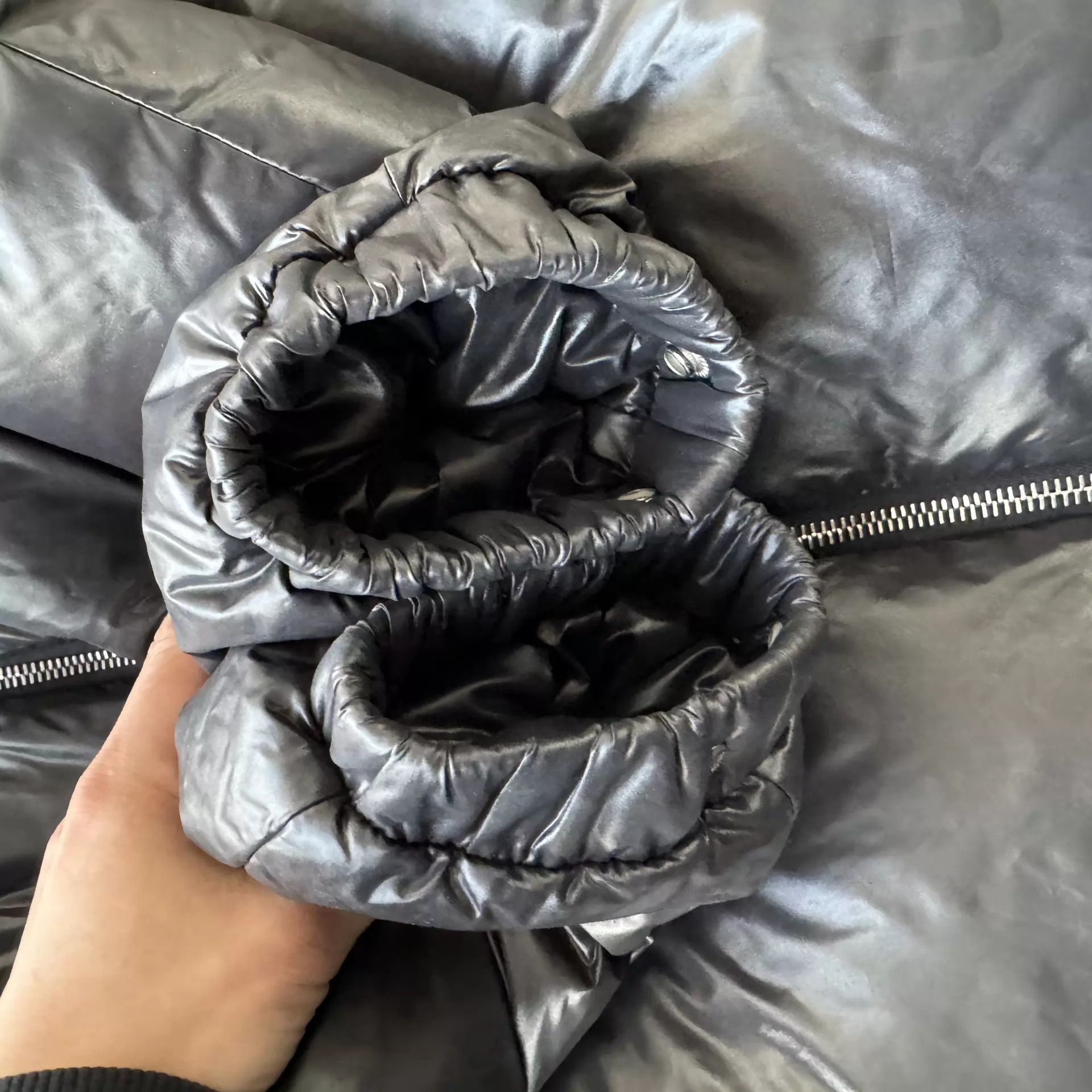 Moncler Moncler Black Big Logo Sleeve Puffer 4 Size US XL / EU 56 / 4 - 8 Thumbnail