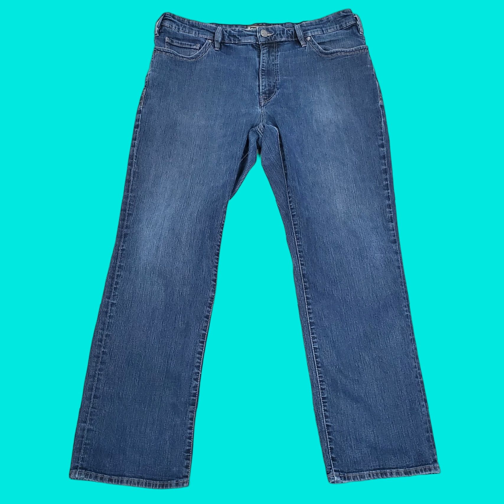 Vintage 34 Heritage Jeans Mens 37x31 Blue Charisma Comfort Rise Classic Relaxed Stretch Denim Size US 37 - 1 Thumbnail