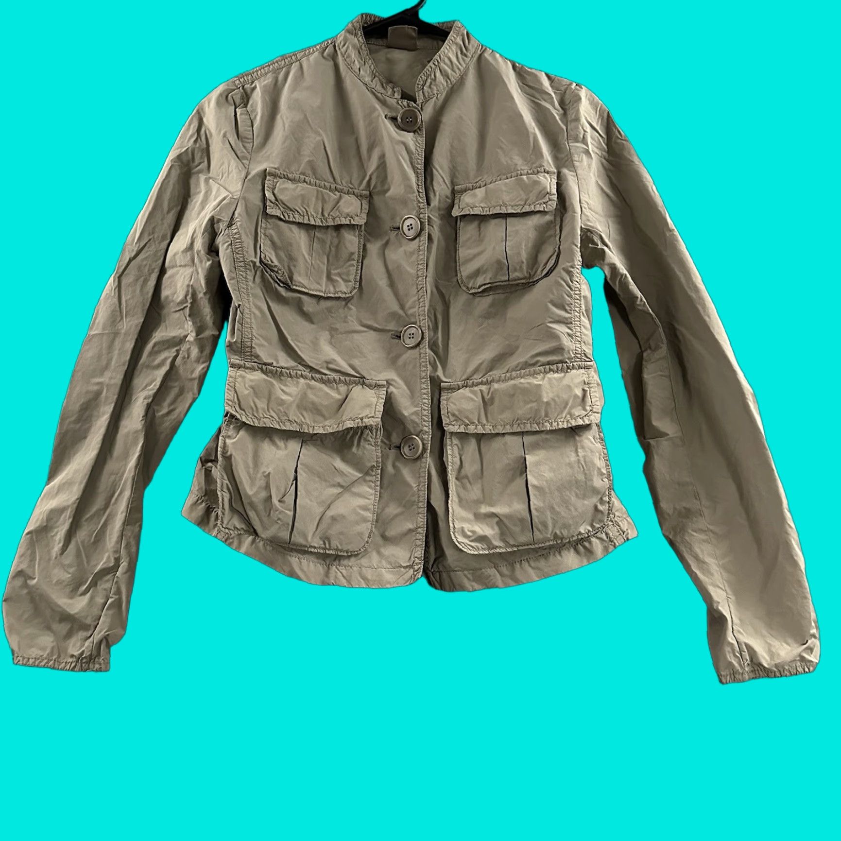 Aspesi Aspesi Jacket Women XS Beige Lightweight Button Polyester Polyamide Clothes Basic 90s? (No, must only use original words. Avoid adding new info) Size XS / US 0-2 / IT 36-38 - 1 Thumbnail
