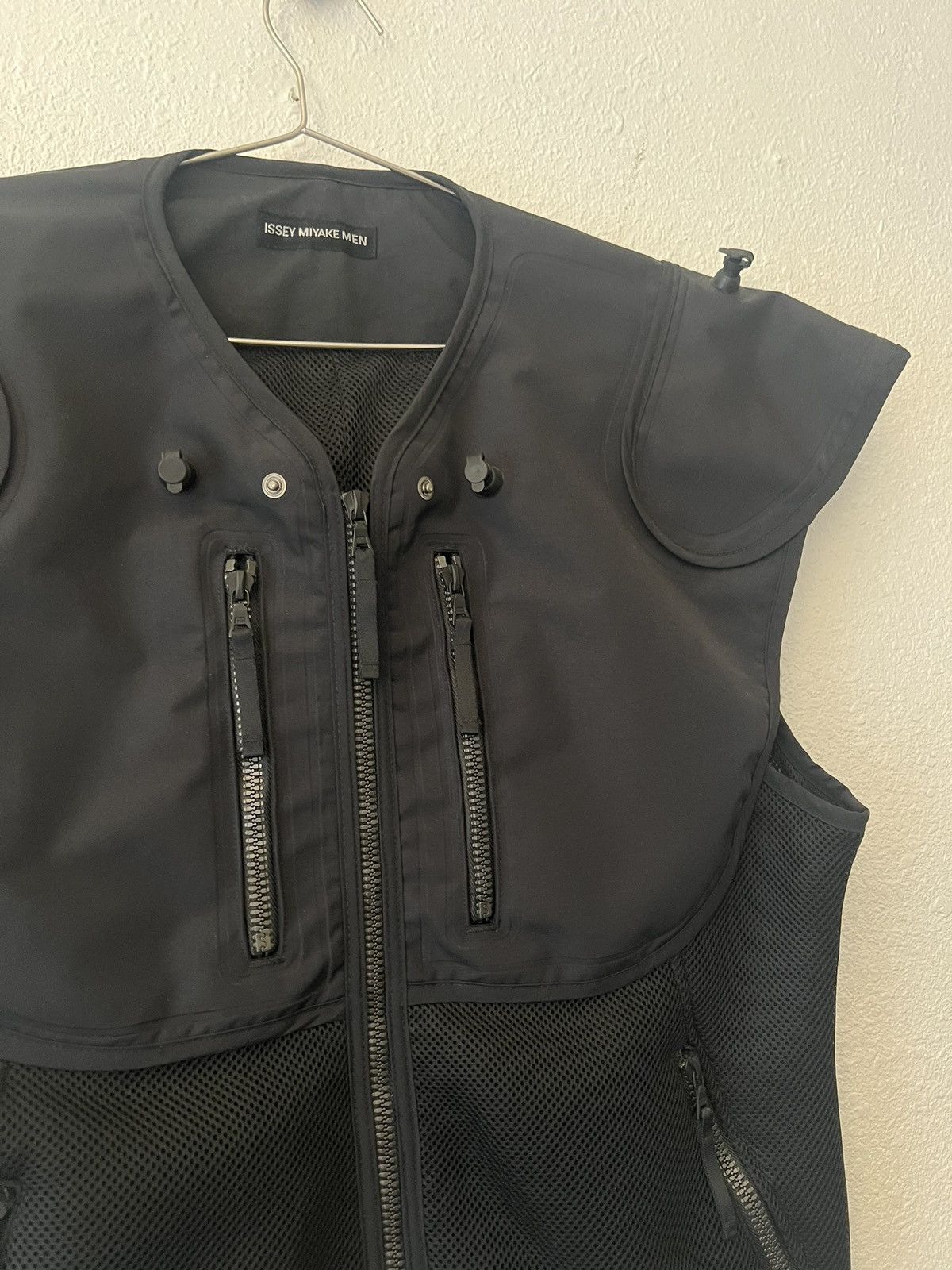 Issey Miyake SS01 Inflatable Vest Size US L / EU 52-54 / 3 - 4 Thumbnail