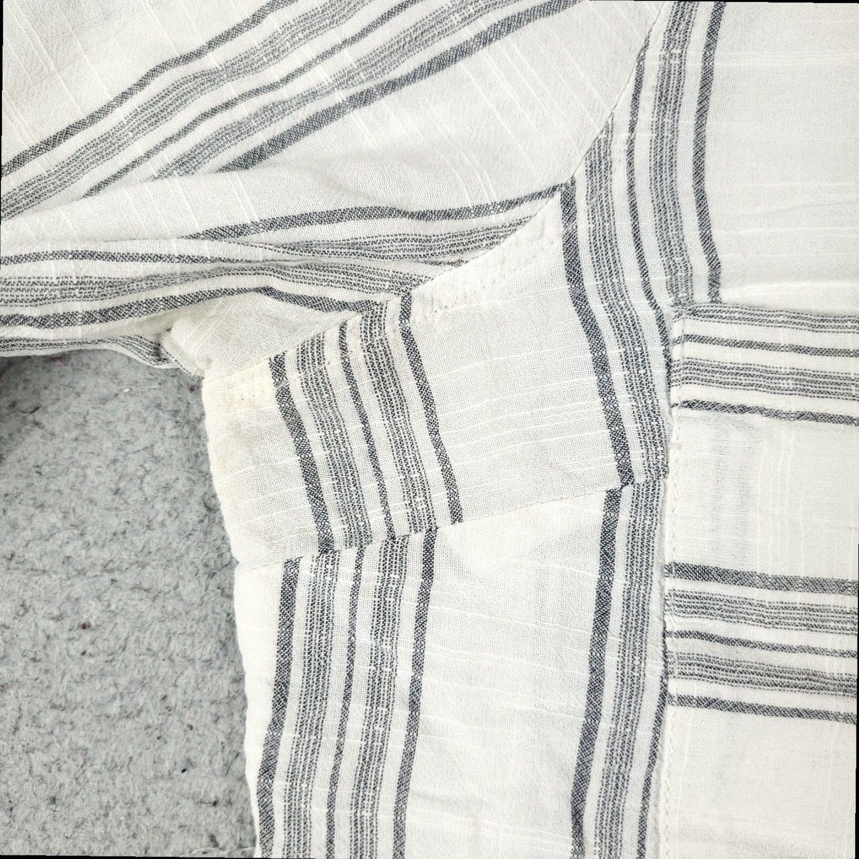 Tommy Hilfiger Tommy Hilfiger Women's Gray Striped Long Sleeve Button Up Shirt Medium Size M / US 6-8 / IT 42-44 - 3 Thumbnail