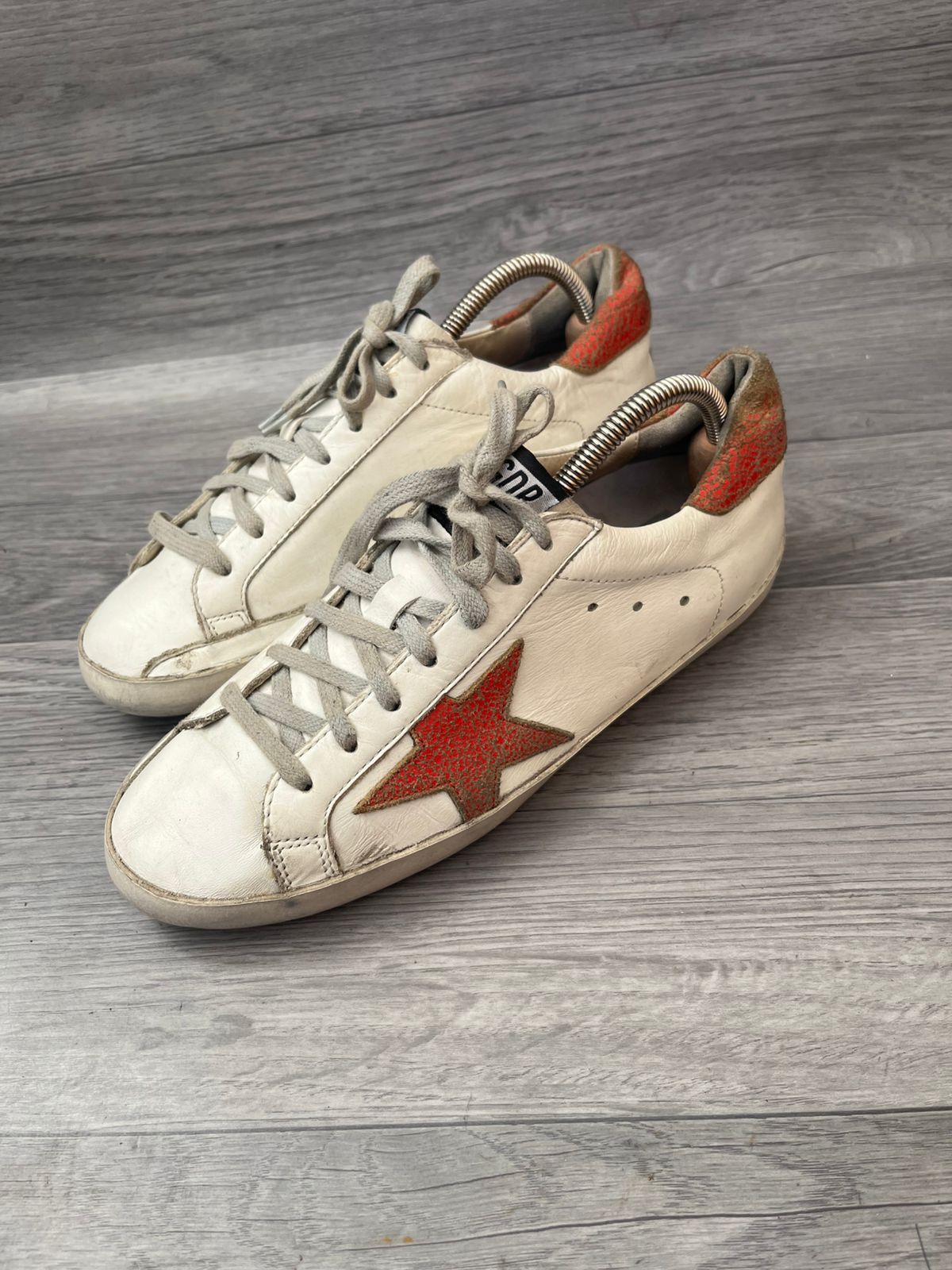 Golden Goose Golden Goose Superstar Distressed Low Top Sneakers Size US 7 / EU 40 - 2 Thumbnail