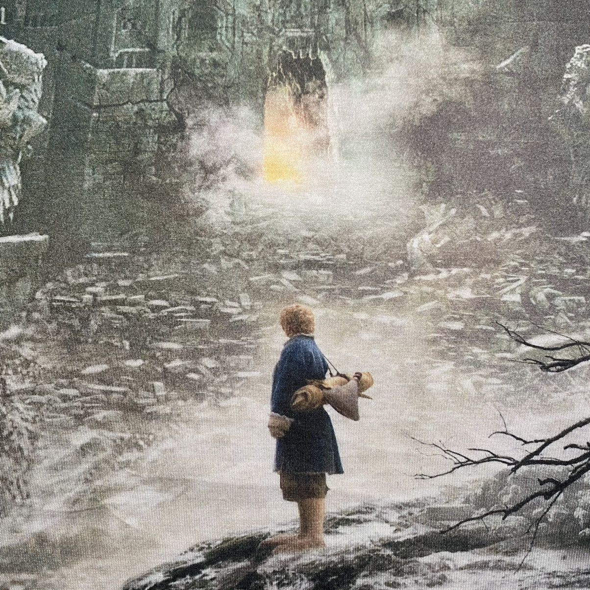 Vintage Vintage The Hobbit The Desolation of Smaug Overprint Tee Size US L / EU 52-54 / 3 - 8 Thumbnail