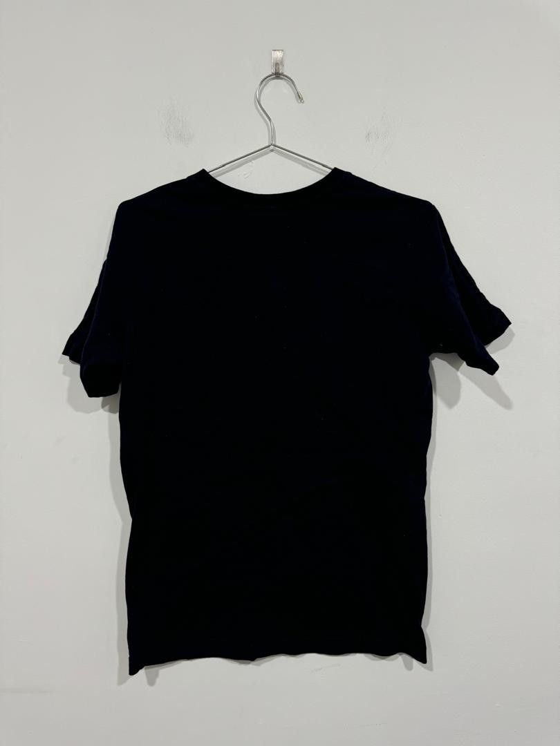 Japanese Brand 1PIU1UGUALE3 Relax Diamond Spellout Tee Size US S / EU 44-46 / 1 - 4 Thumbnail