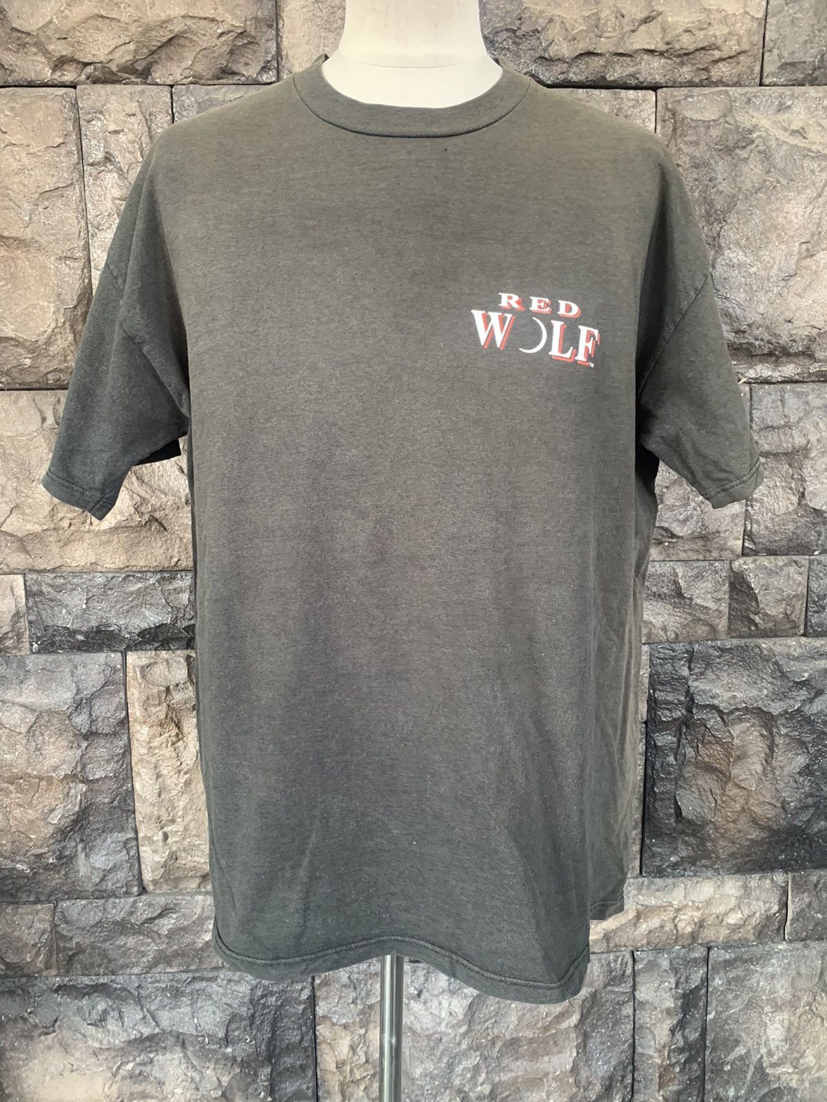 Vintage Vintage 90s Red Wolf Action Horror Movie Promo T shirt Size US L / EU 52-54 / 3 - 3 Thumbnail