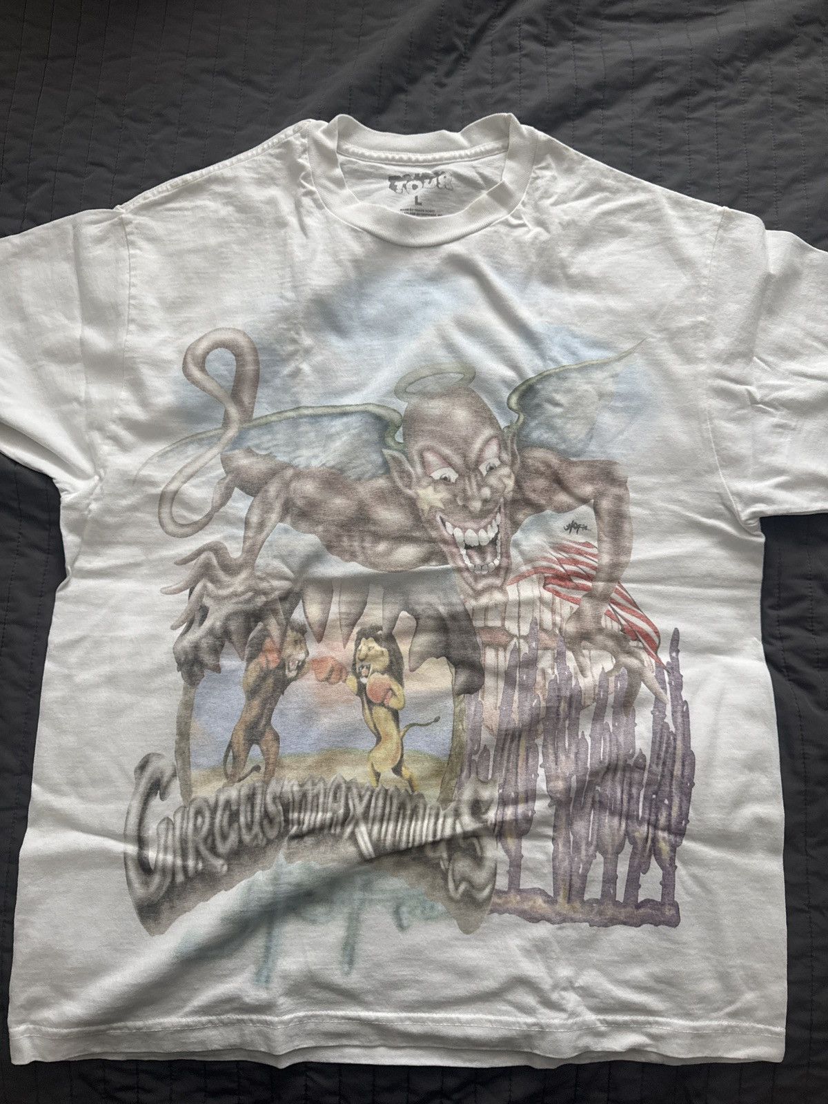 Travis Scott Travis Scott Utopia Tour Tee Size US L / EU 52-54 / 3 - 4 Thumbnail