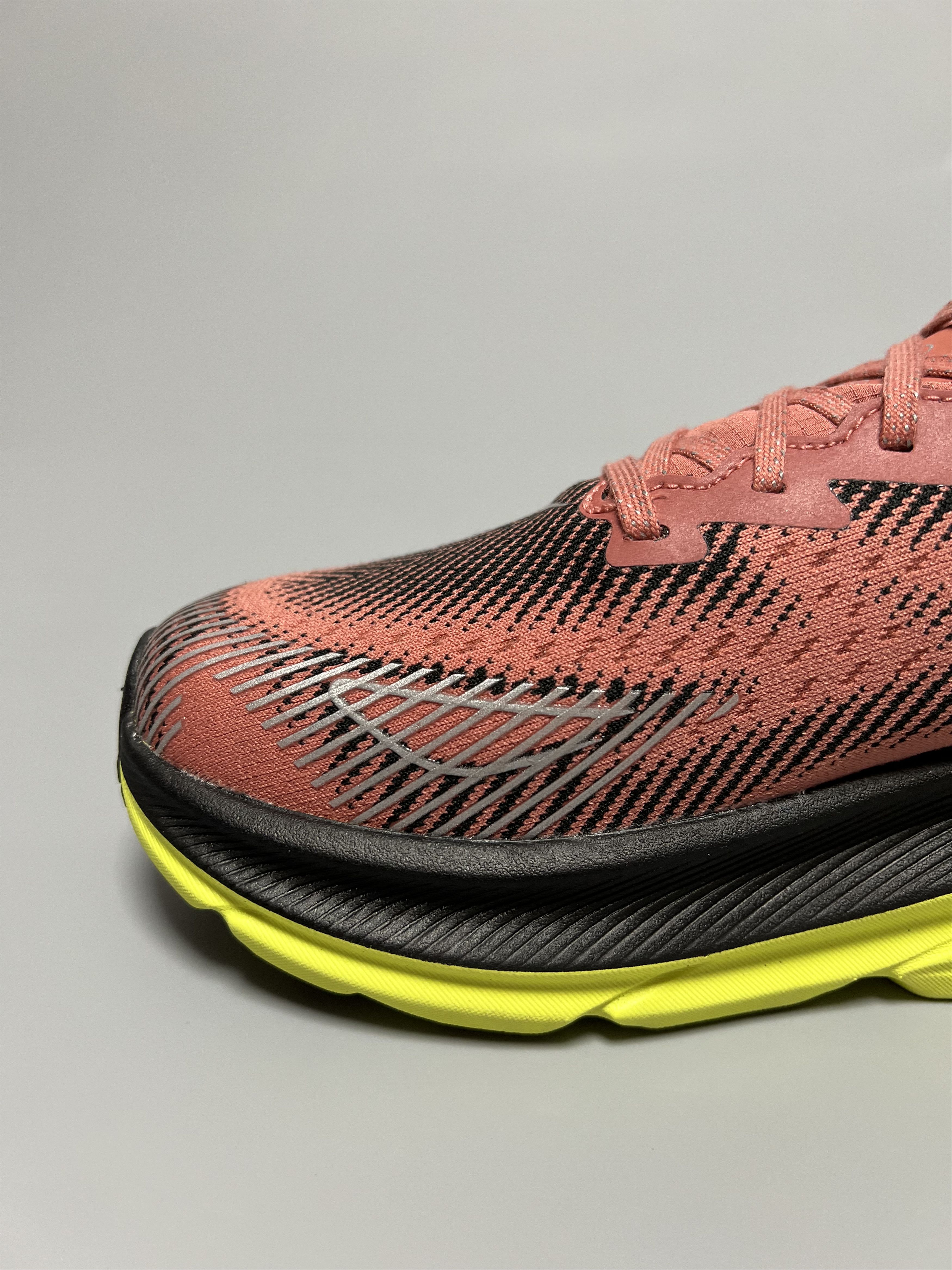 Hoka Hoka One One Clifton 9 GTX TS Gore-Tex Running Shoes Size US 8 / EU 41 - 11 Thumbnail